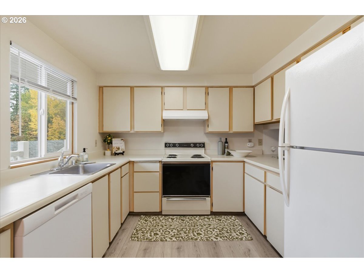 property viewer photo 11
