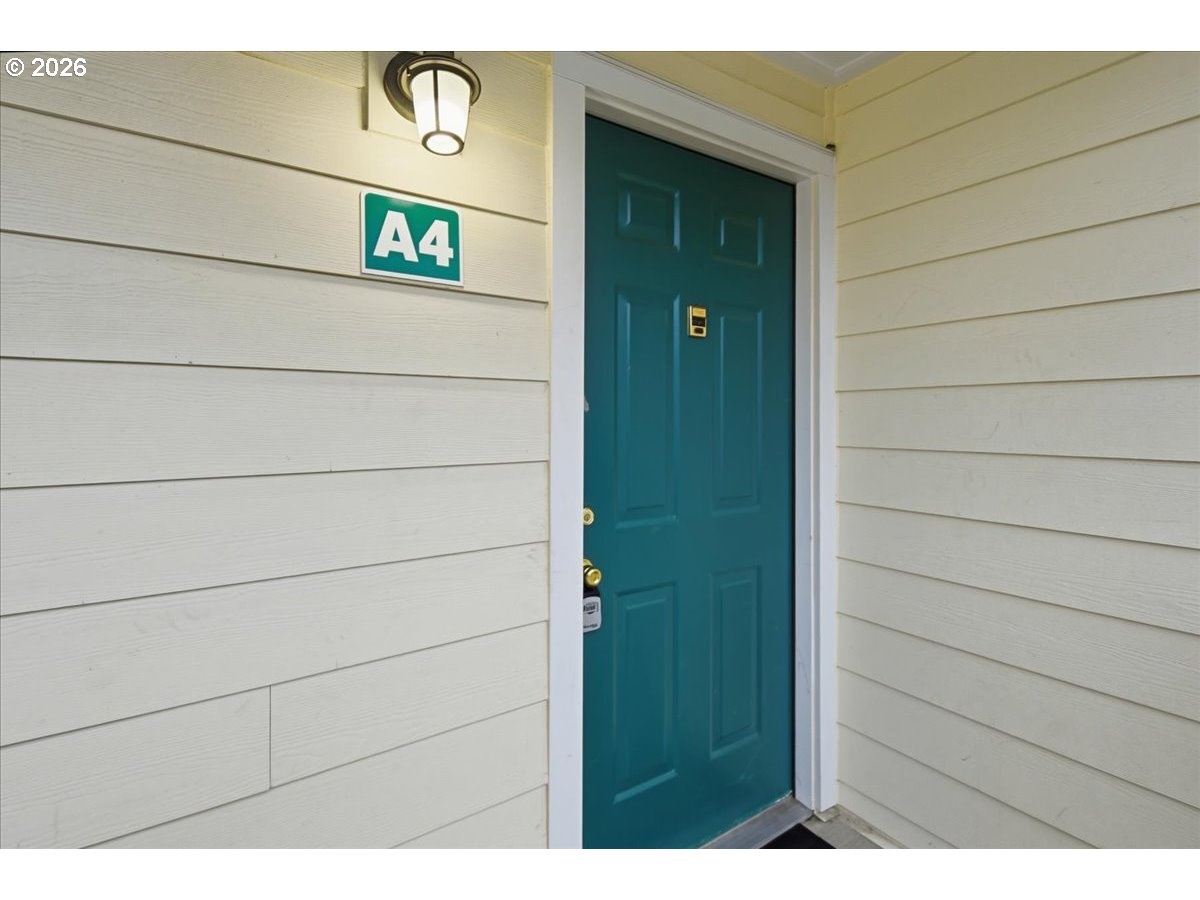 property viewer photo 3