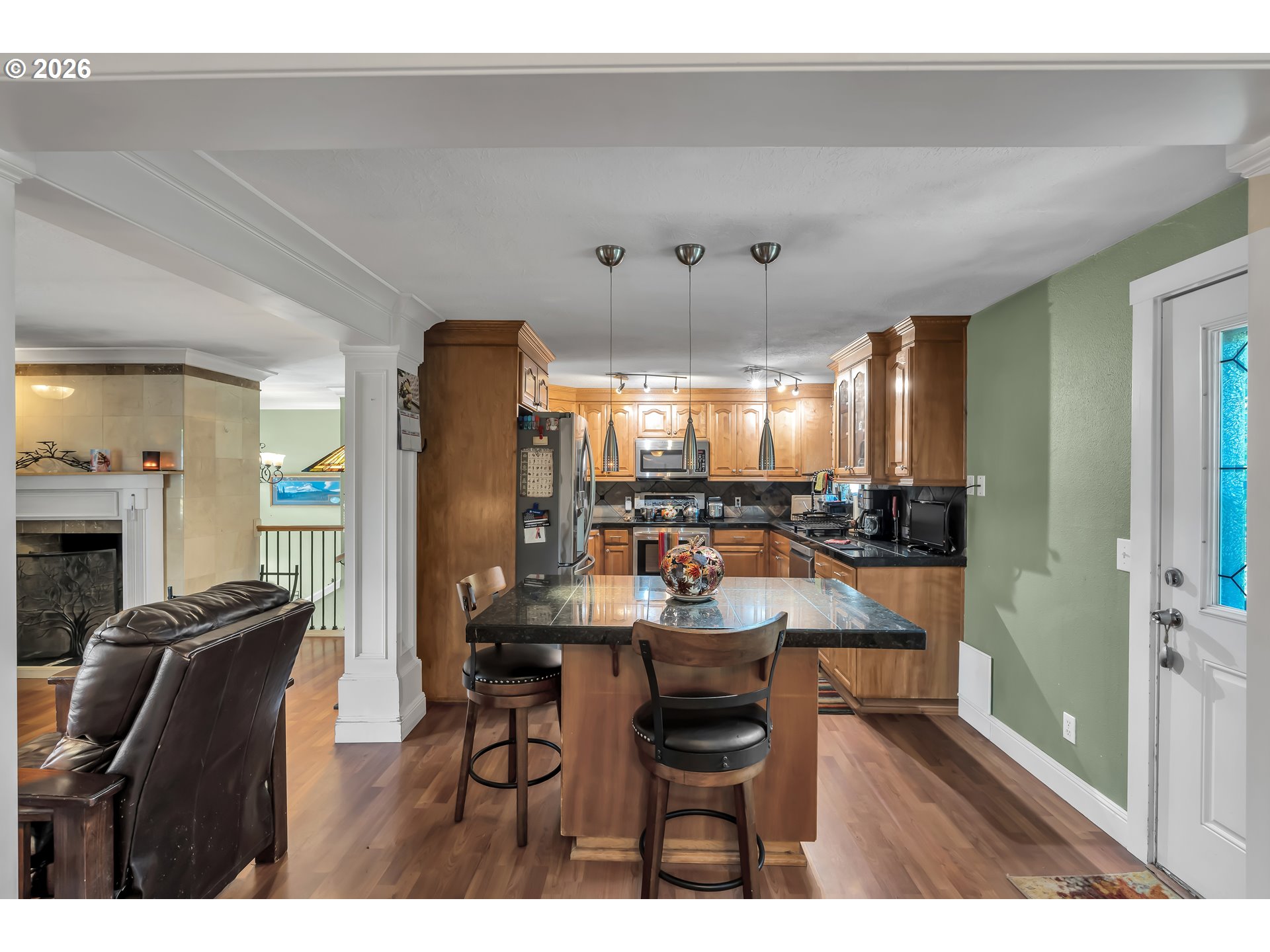 main property photo 13