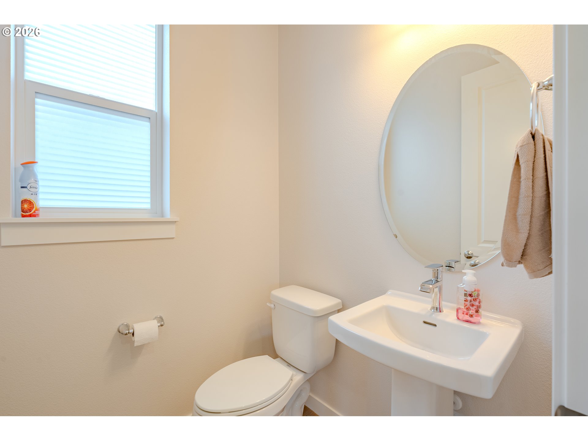 main property photo 20