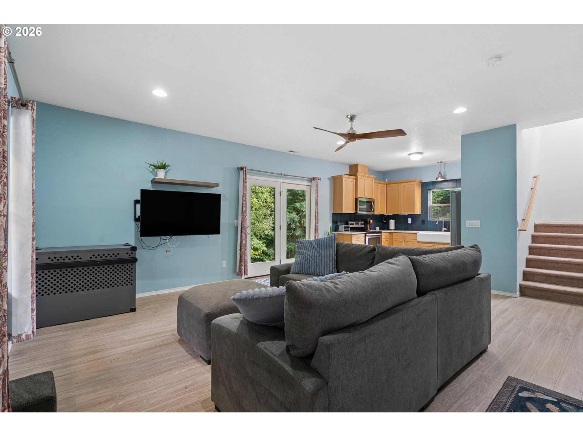 main property photo 2