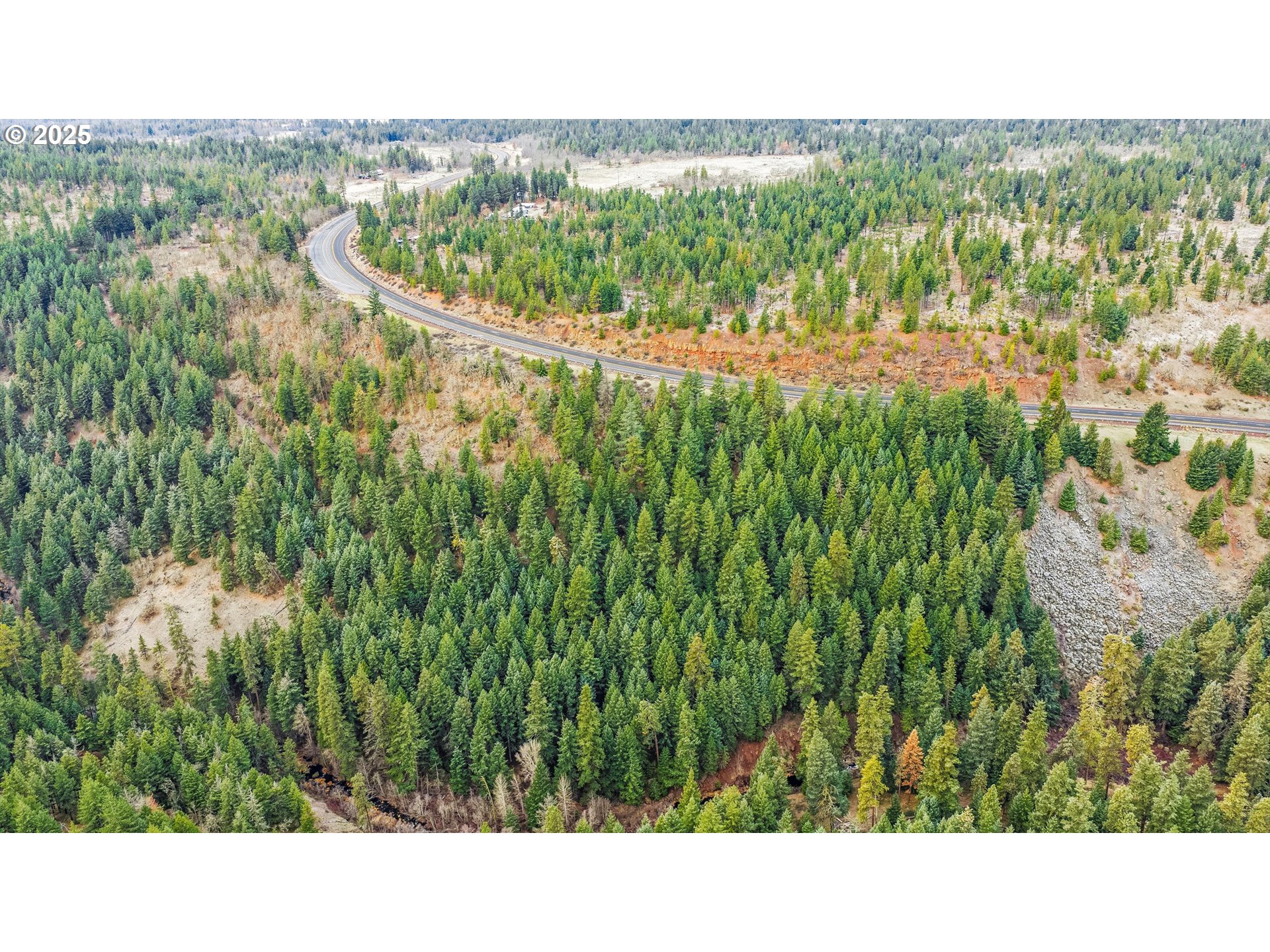 main property photo 20