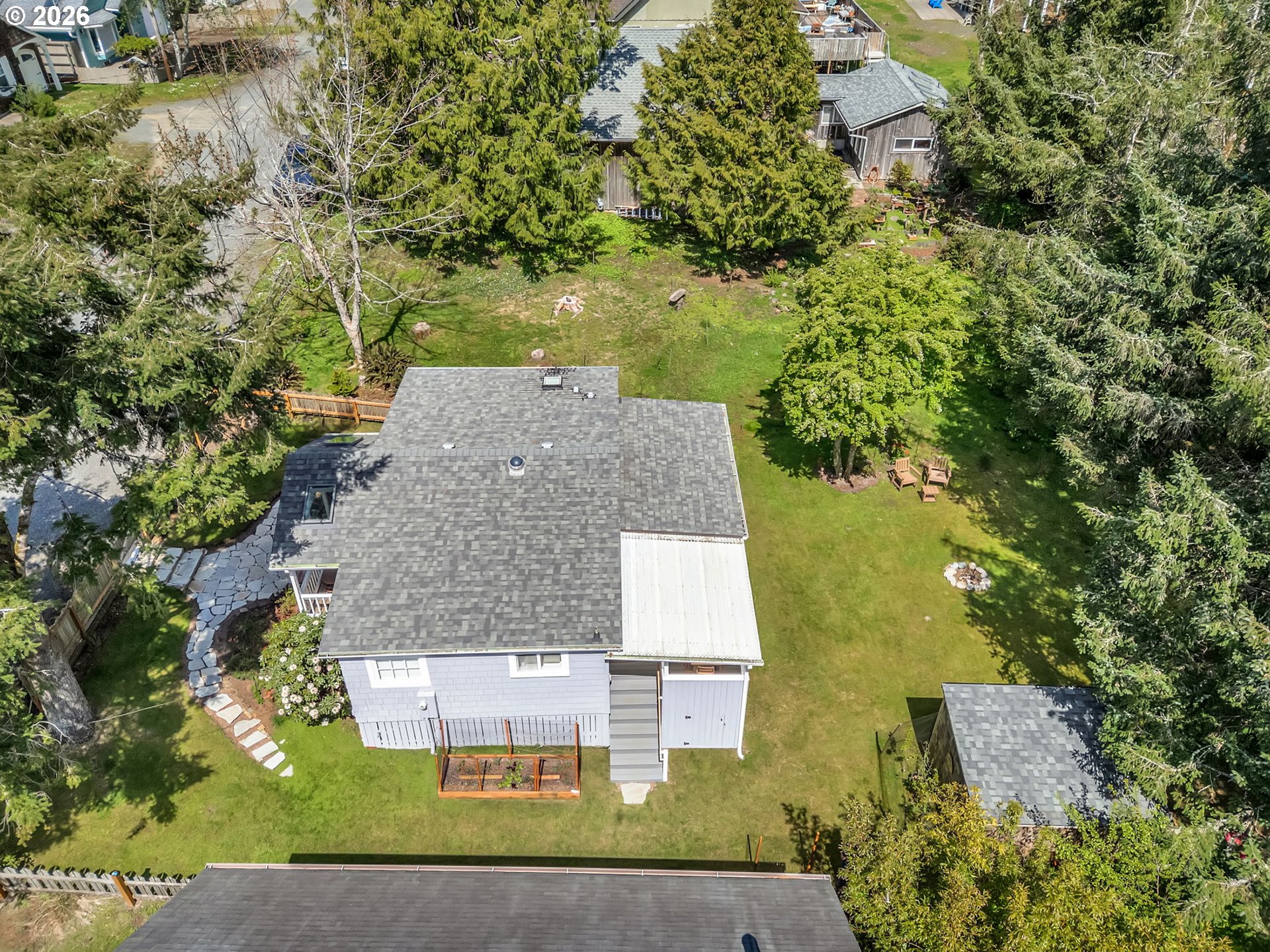 main property photo 43
