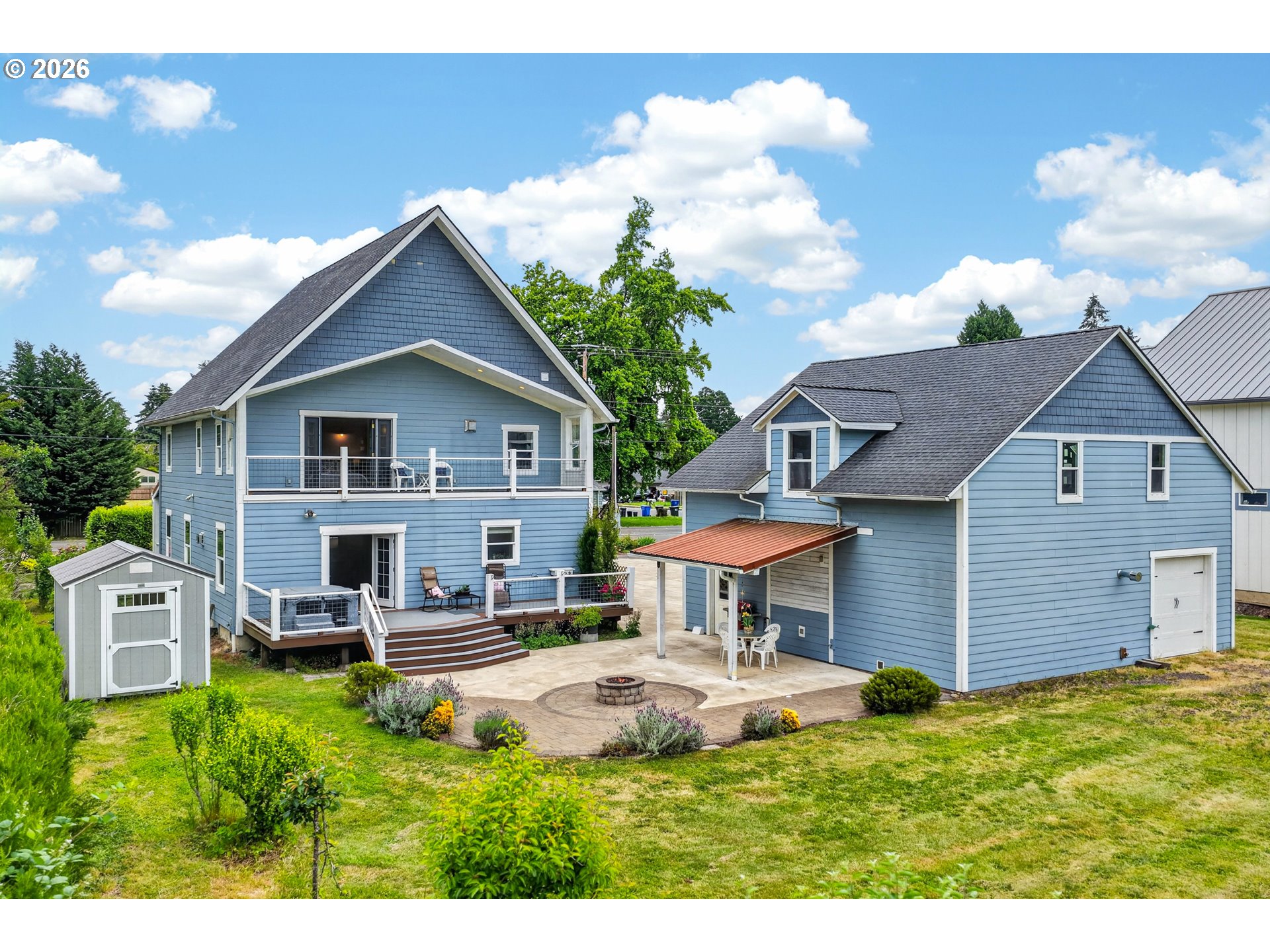 main property photo 40