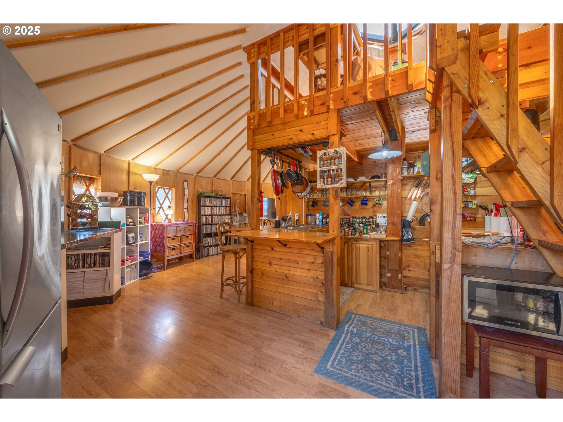 main property photo 22
