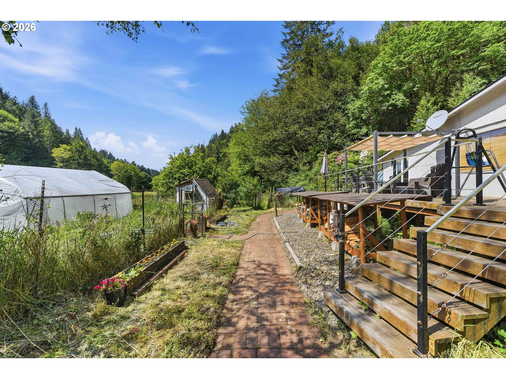 main property photo 41