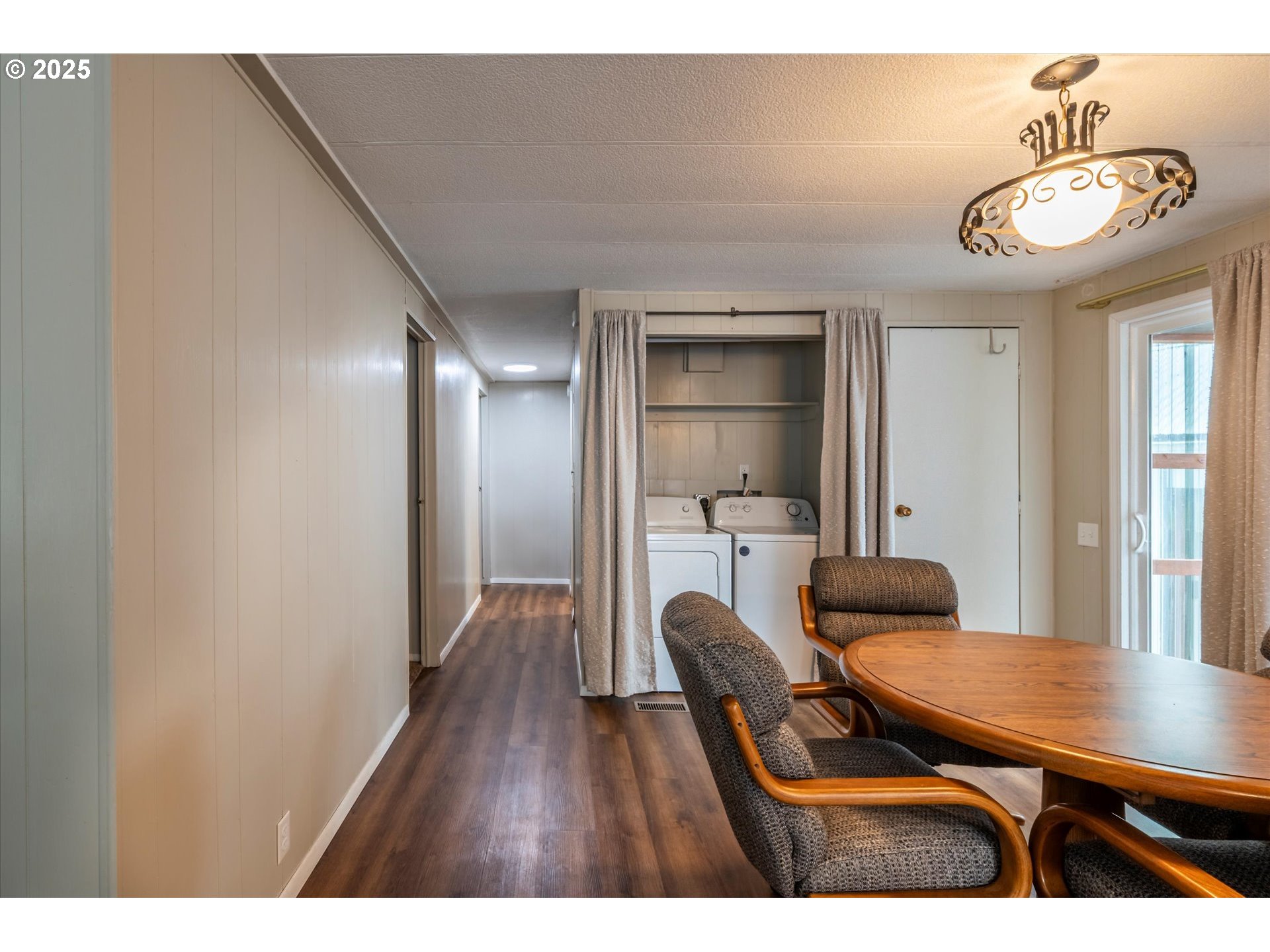 property viewer photo 15