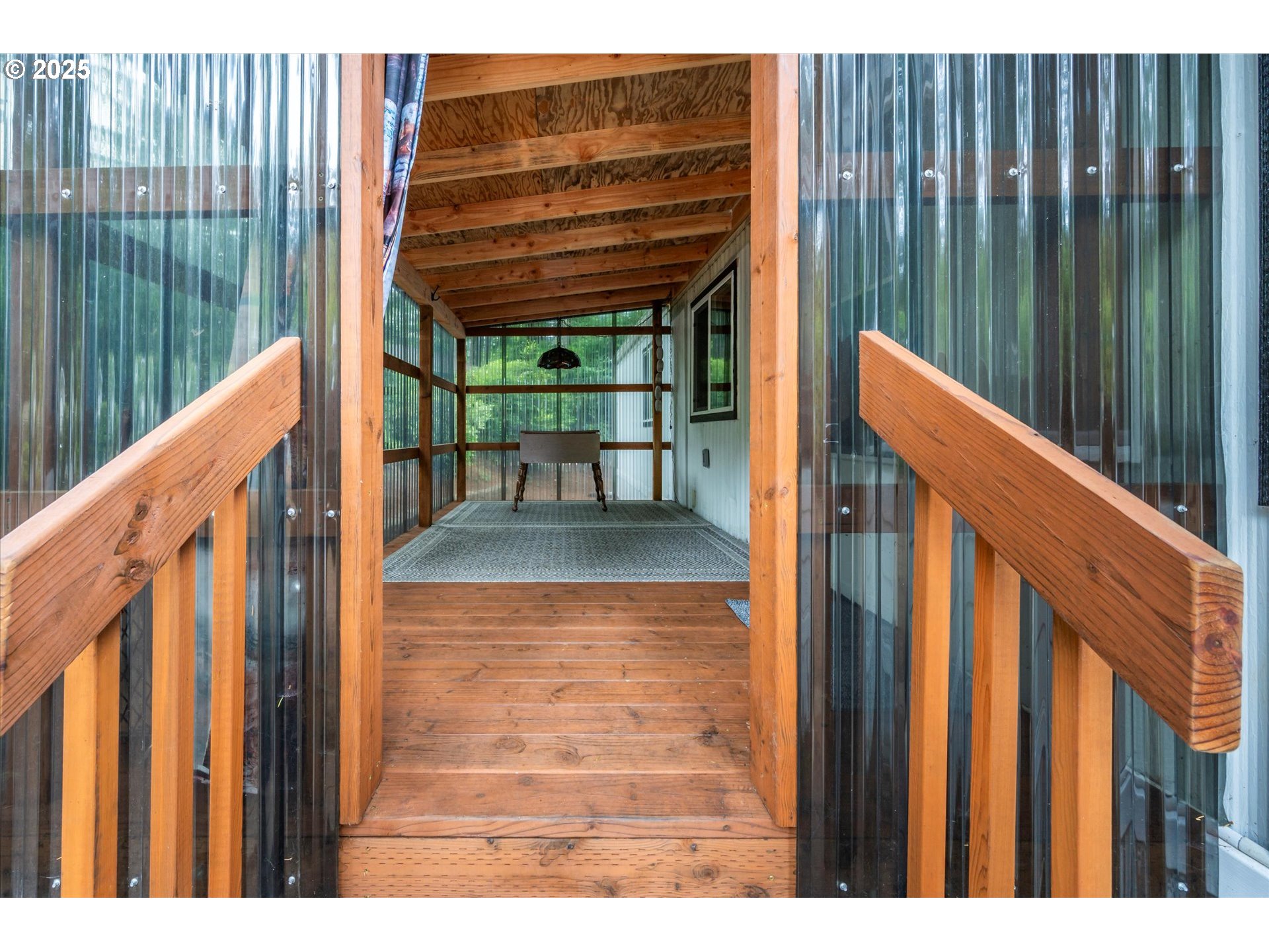property viewer photo 2