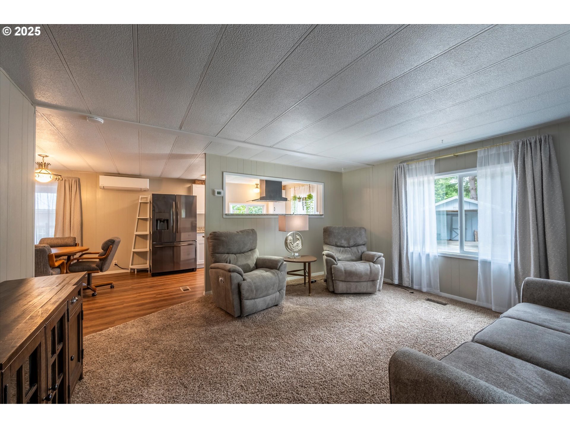 property viewer photo 4