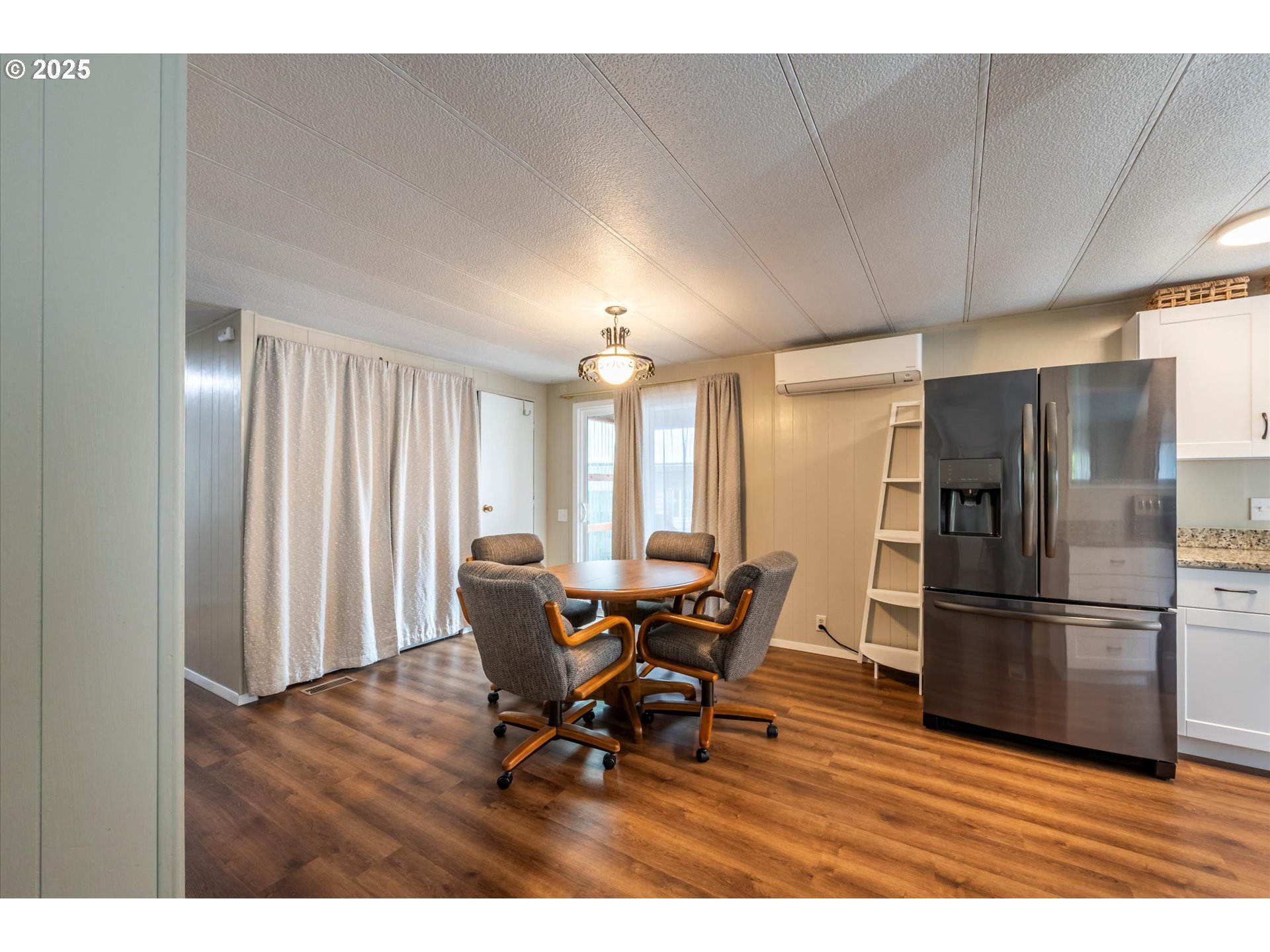 property viewer photo 8