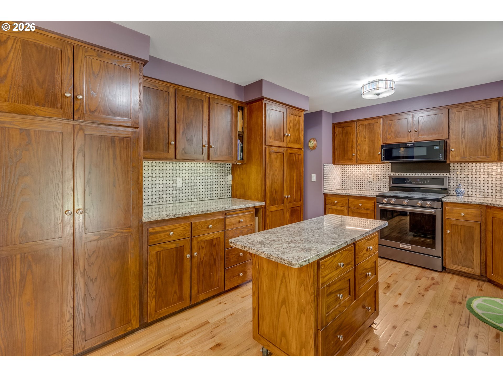 main property photo 14
