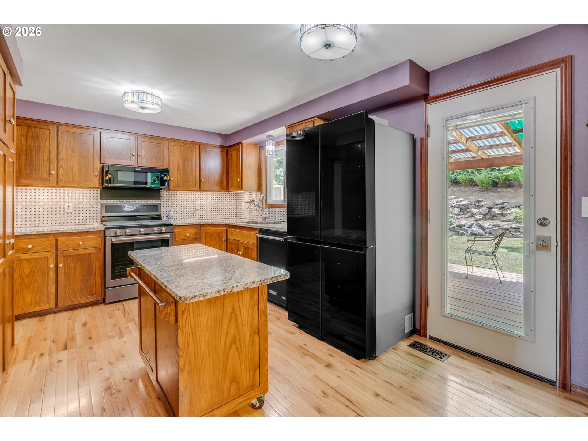 main property photo 17