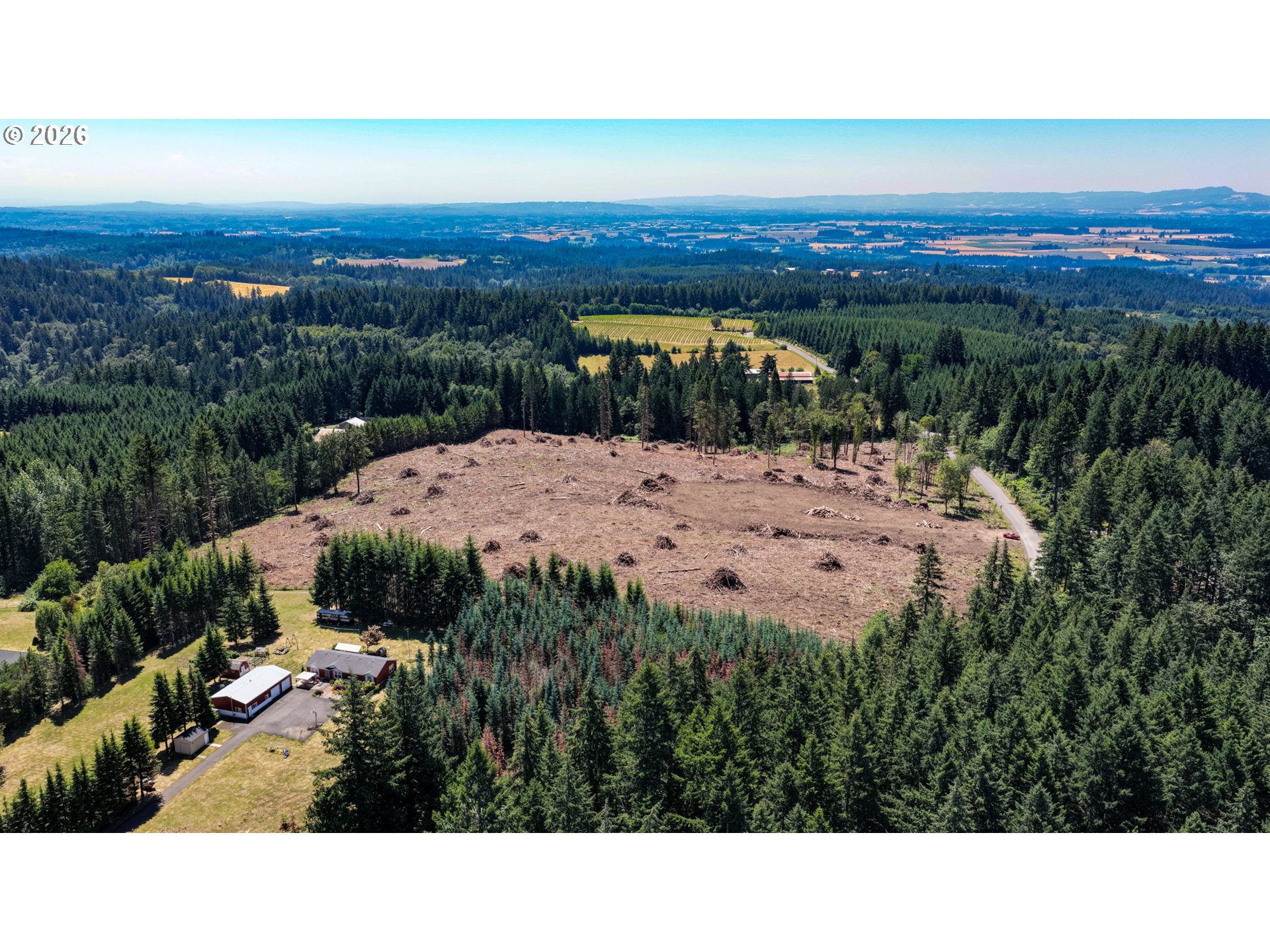 main property photo 7