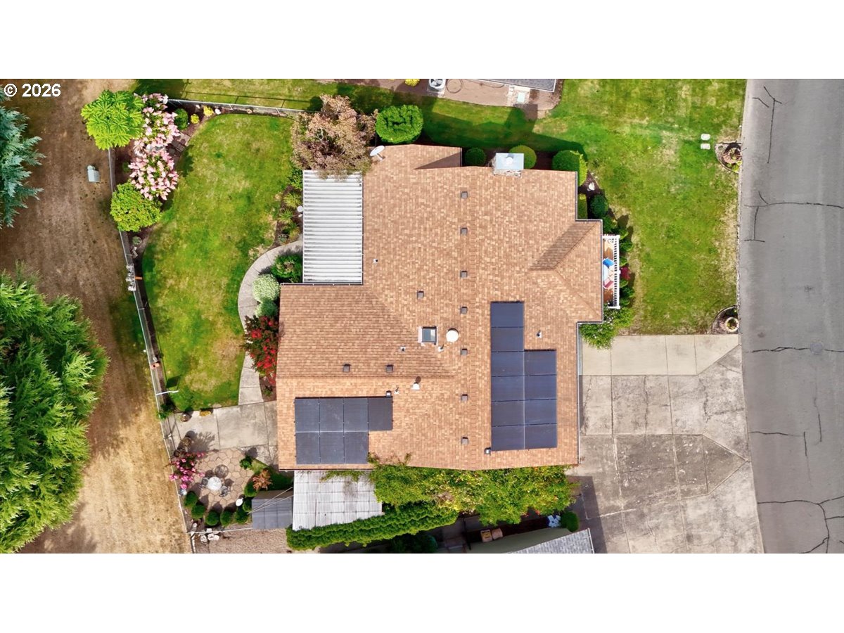 main property photo 44