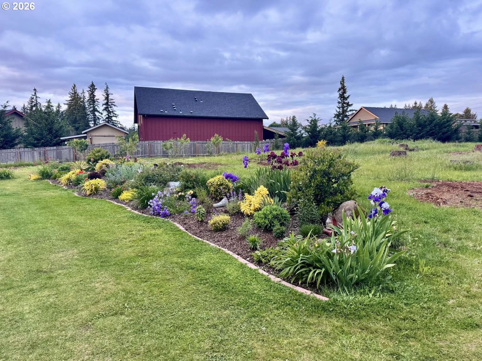 main property photo 40