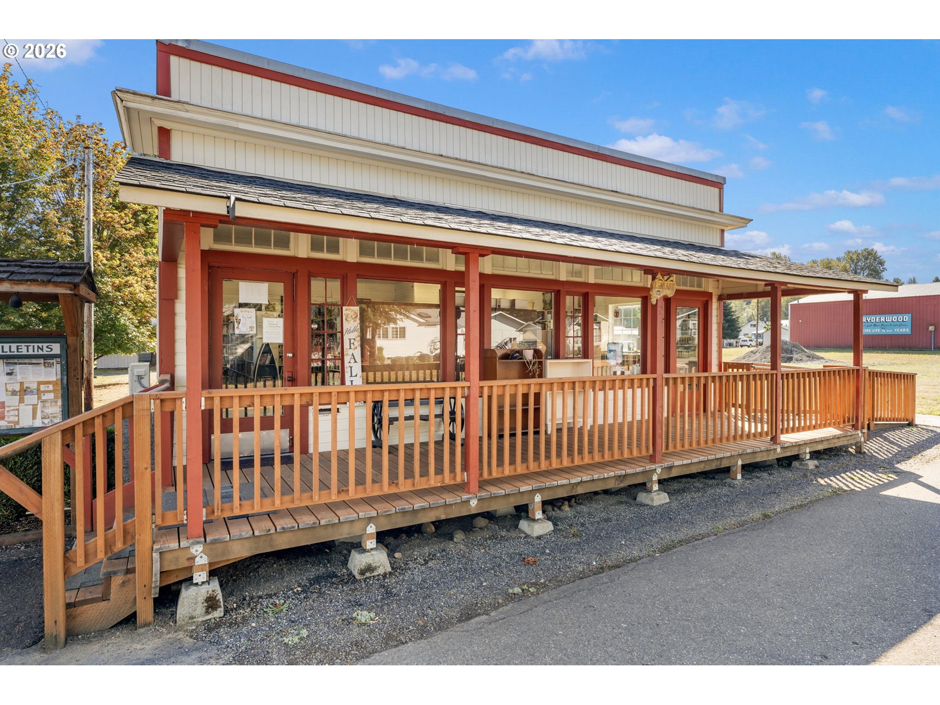 main property photo 47