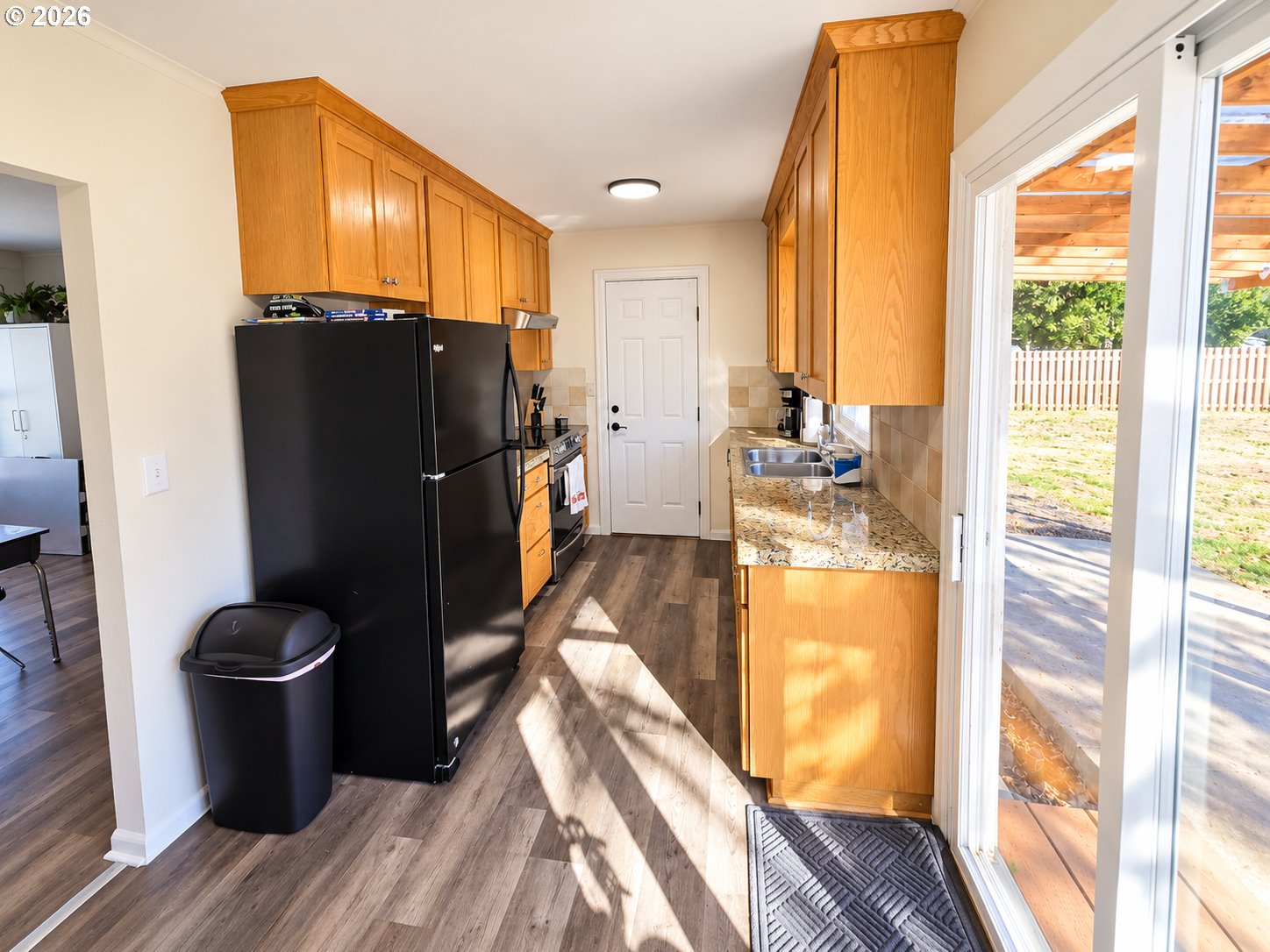 main property photo 7