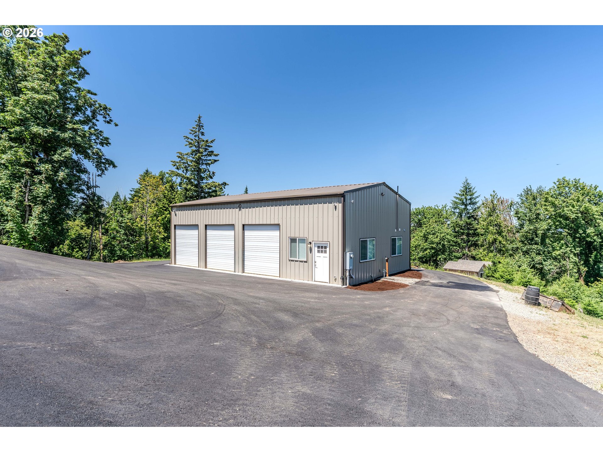 main property photo 42