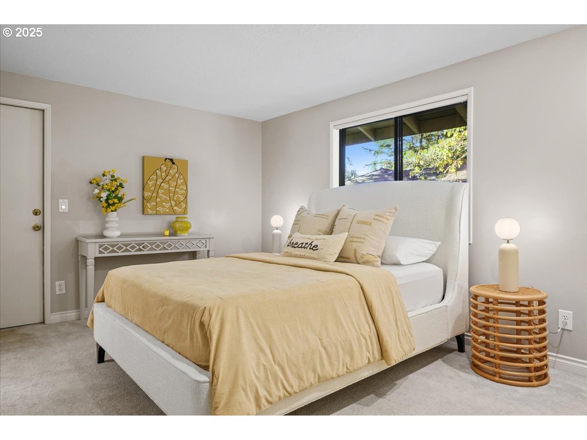 property viewer photo 13