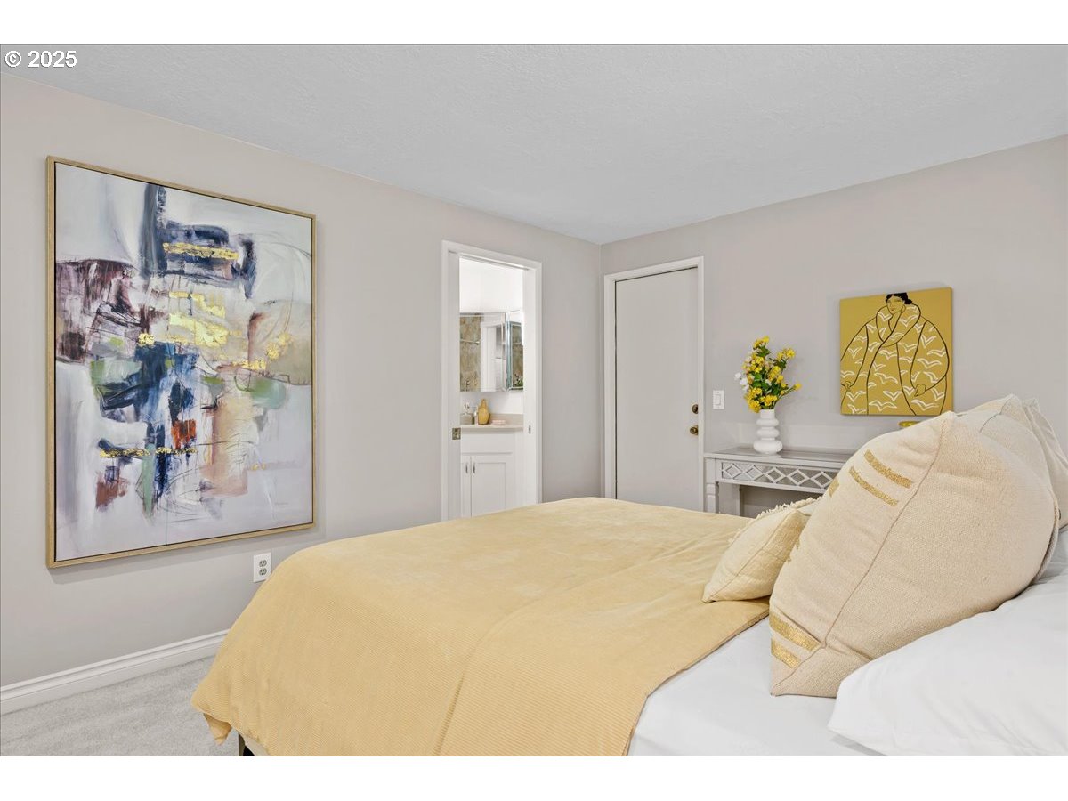 property viewer photo 14