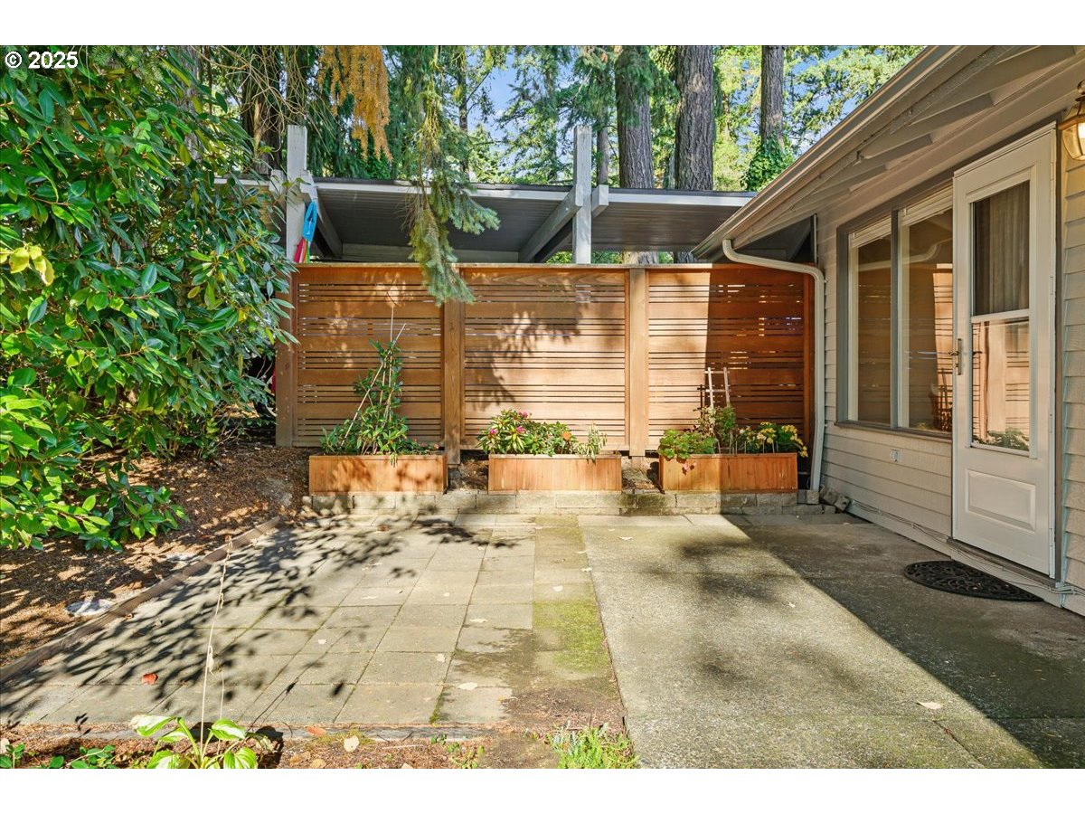 property viewer photo 20