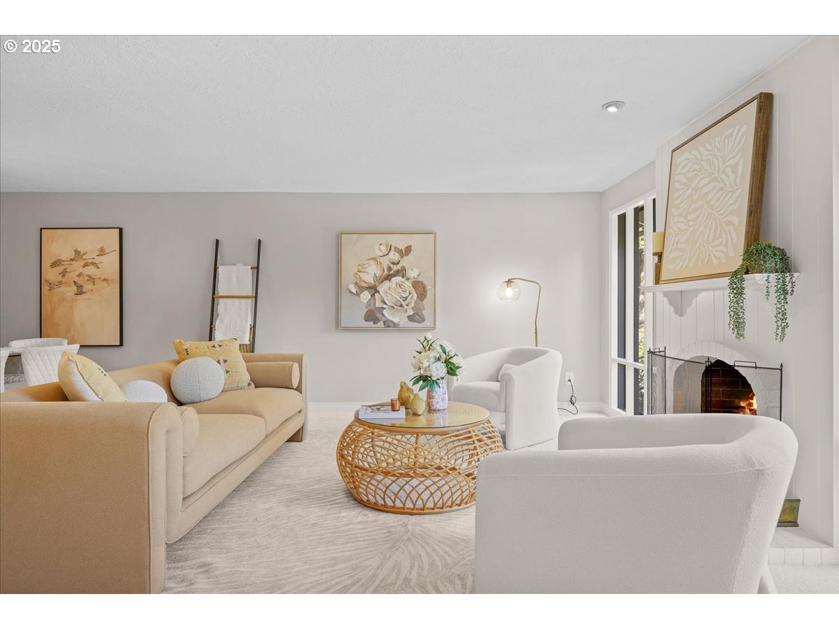 property viewer photo 3