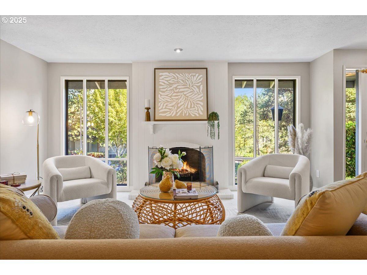property viewer photo 5
