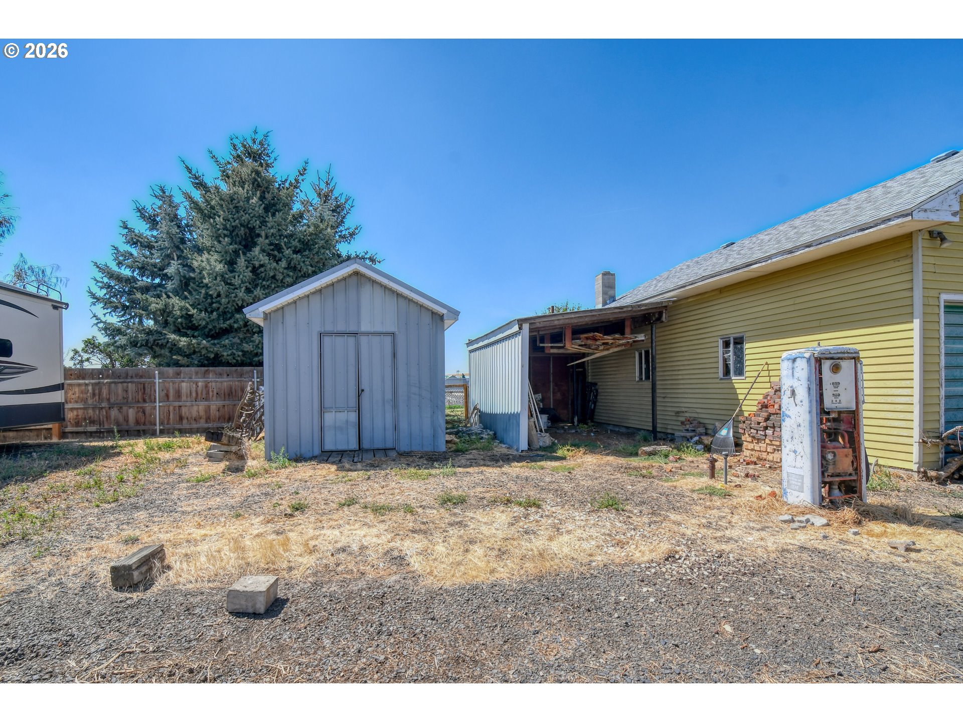 main property photo 34