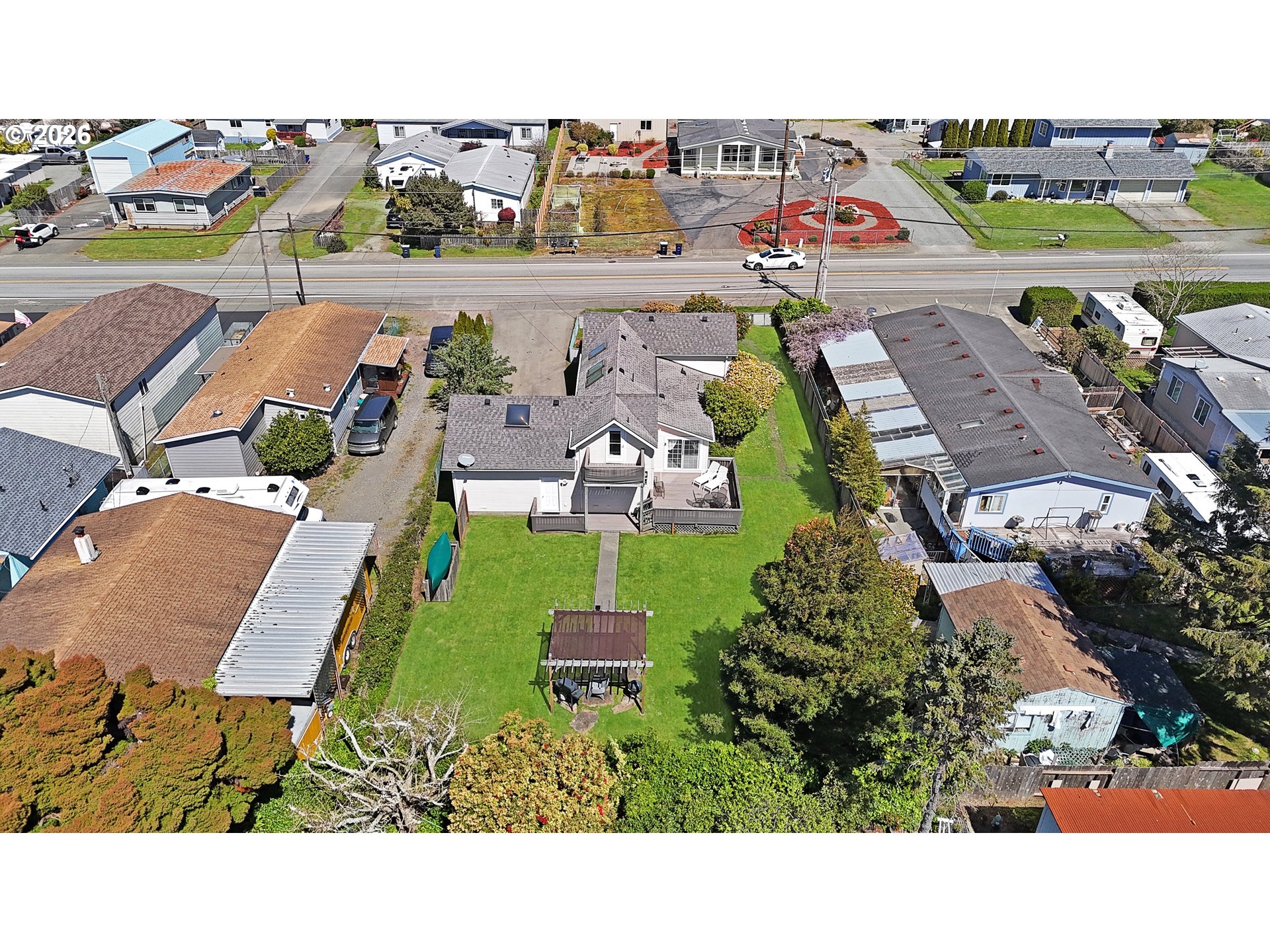 main property photo 41