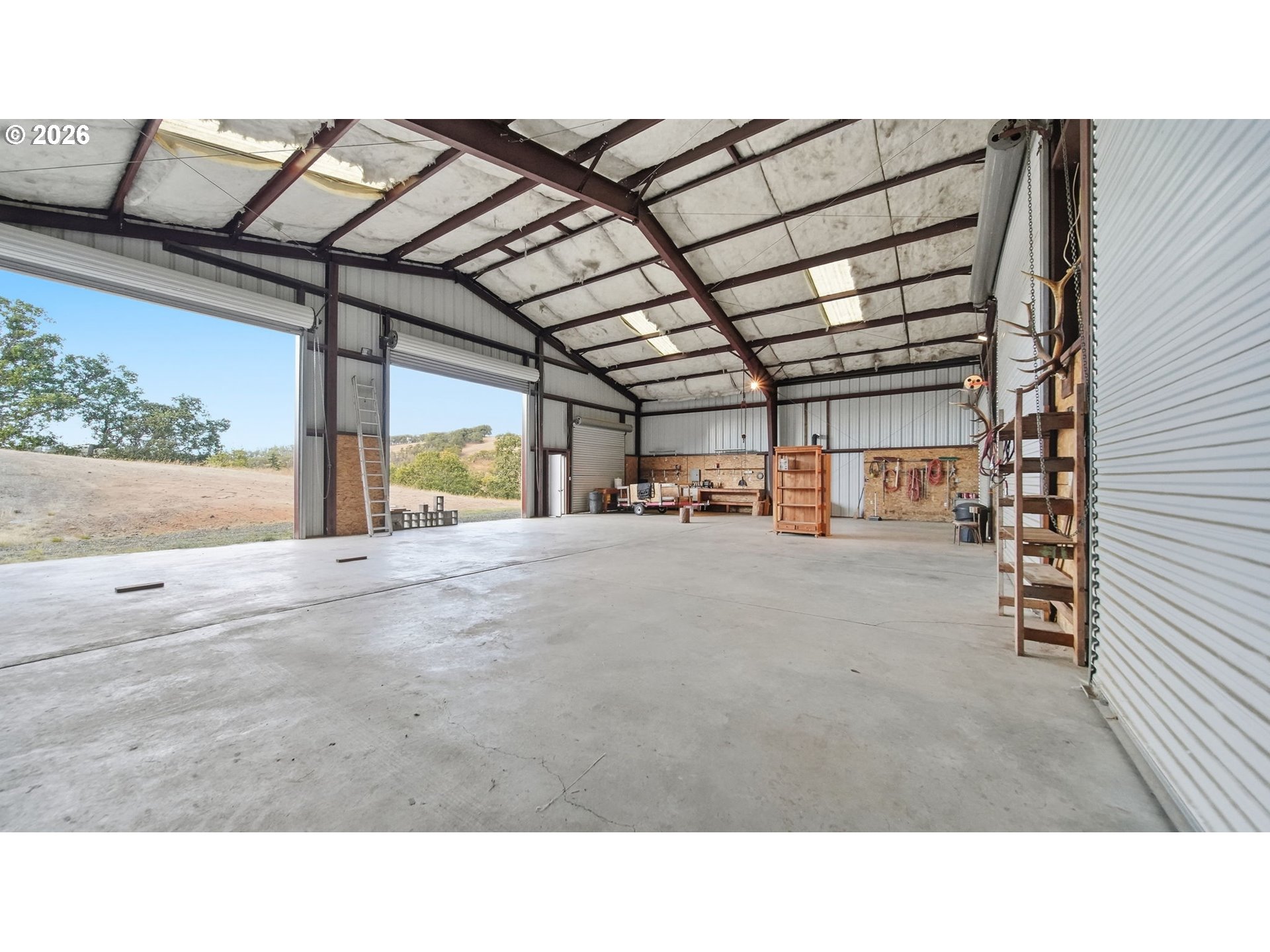 main property photo 41