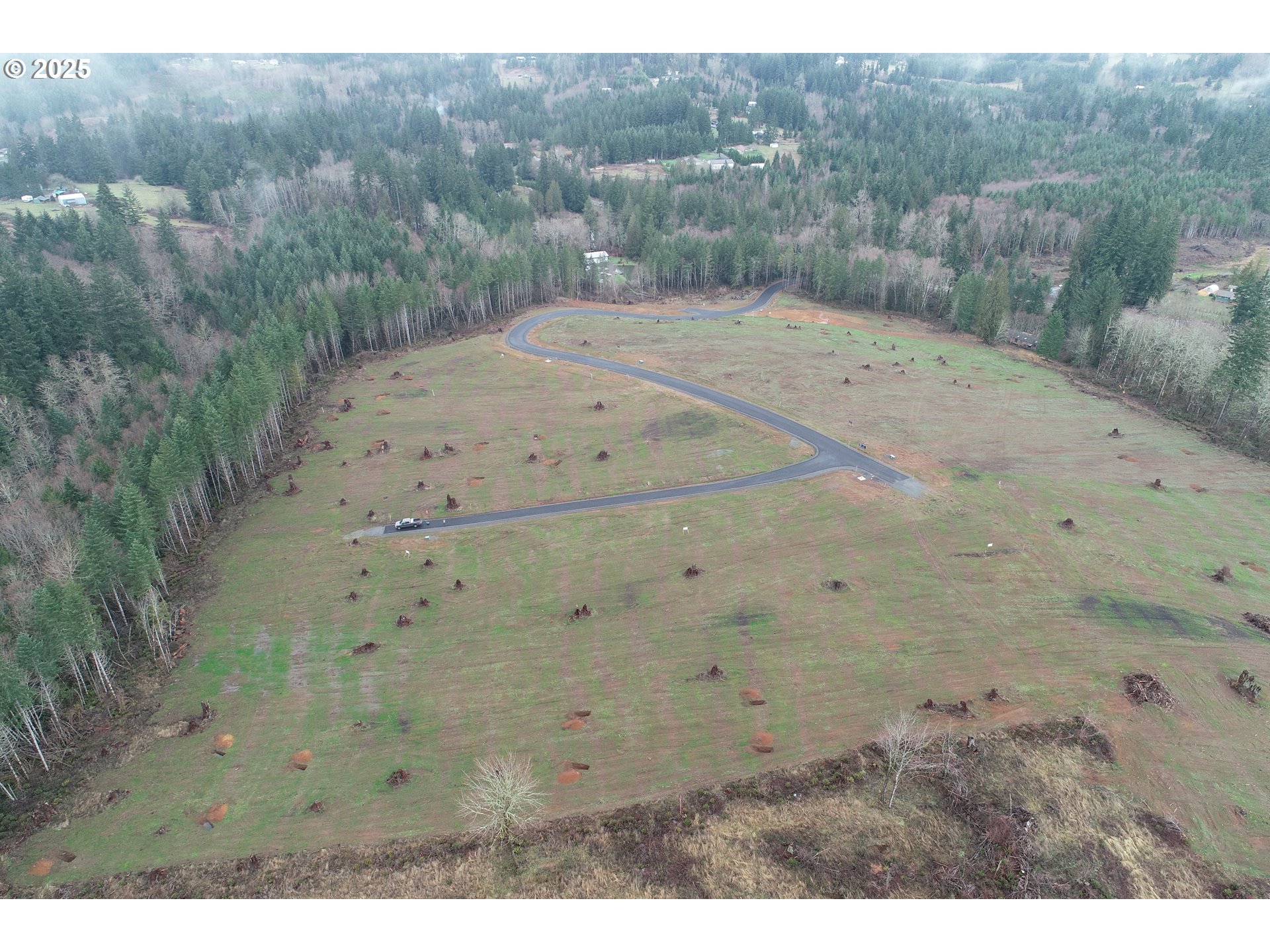 main property photo 9