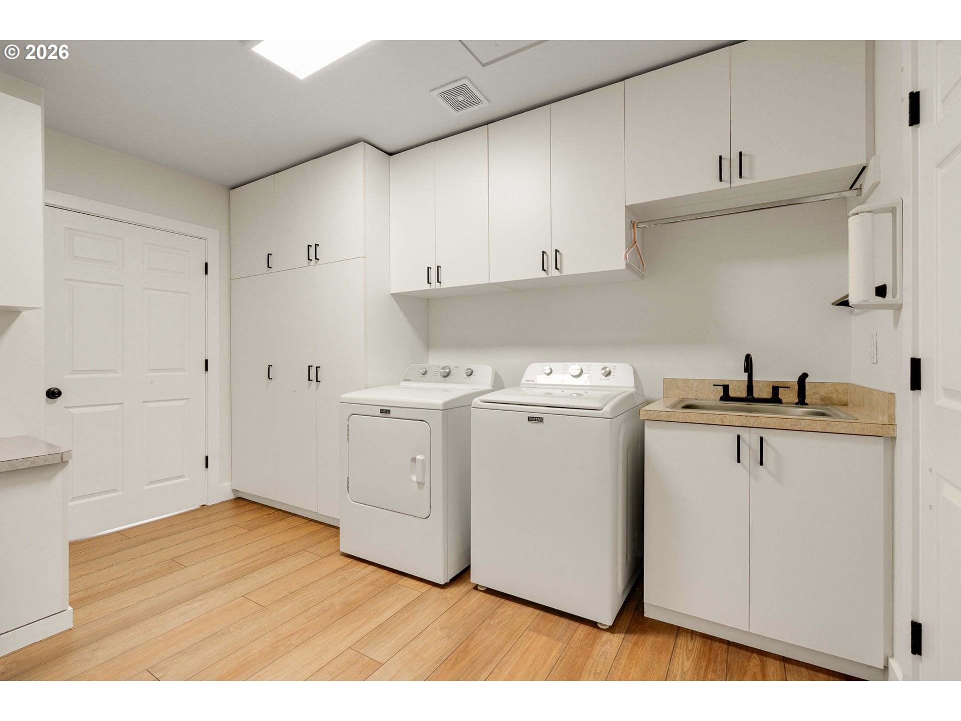 property viewer photo 14