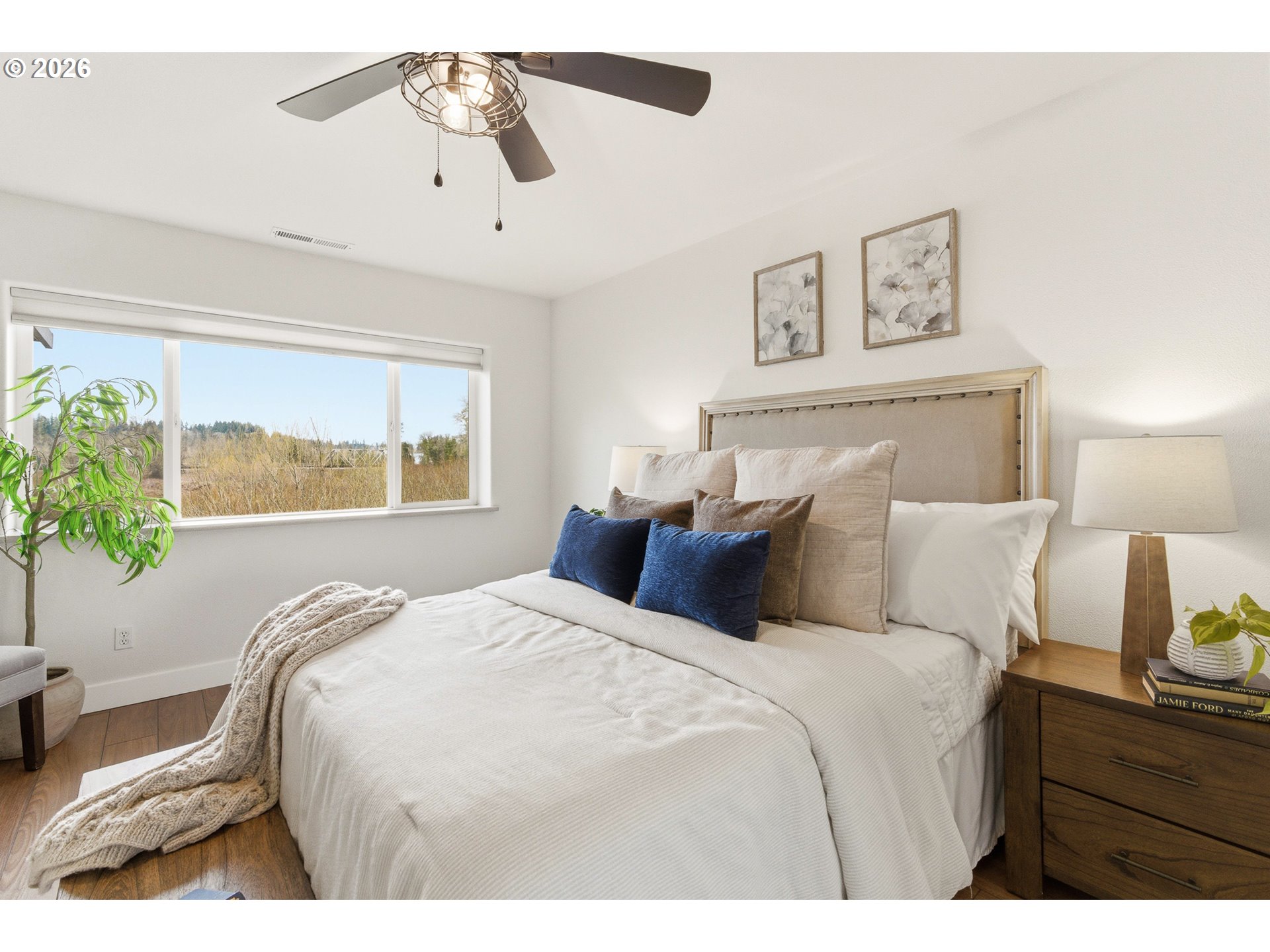 property viewer photo 17