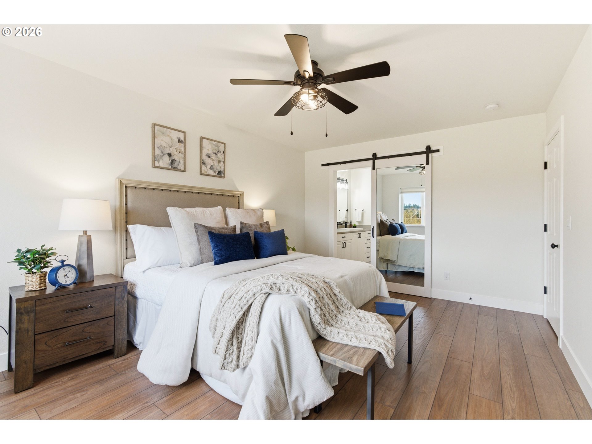 property viewer photo 18