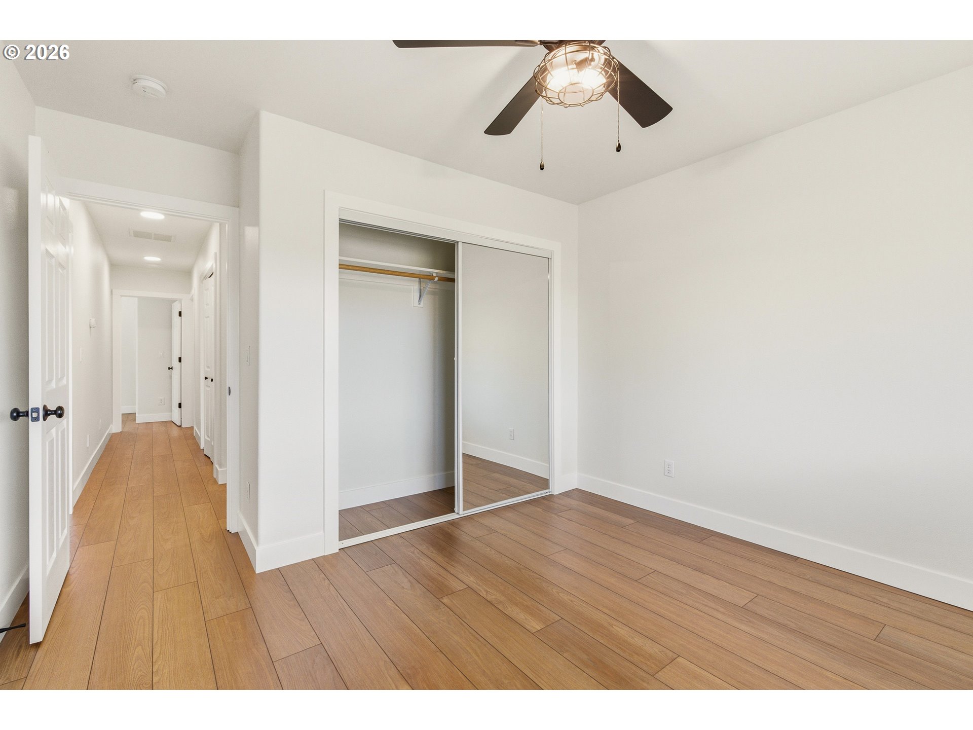 property viewer photo 22