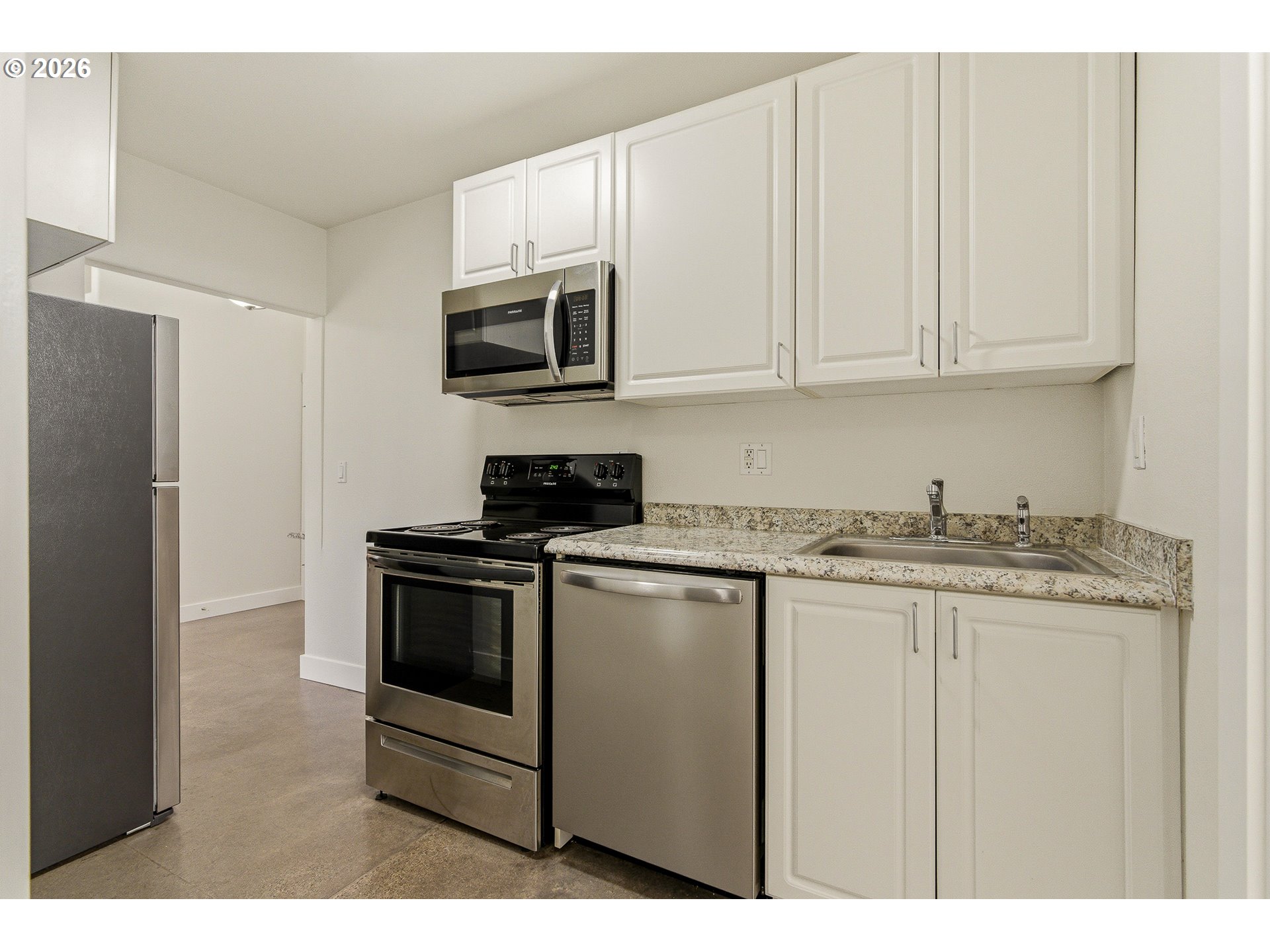 property viewer photo 31