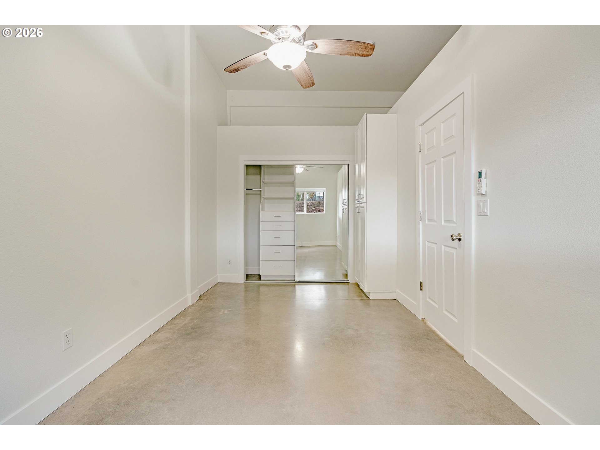 property viewer photo 34