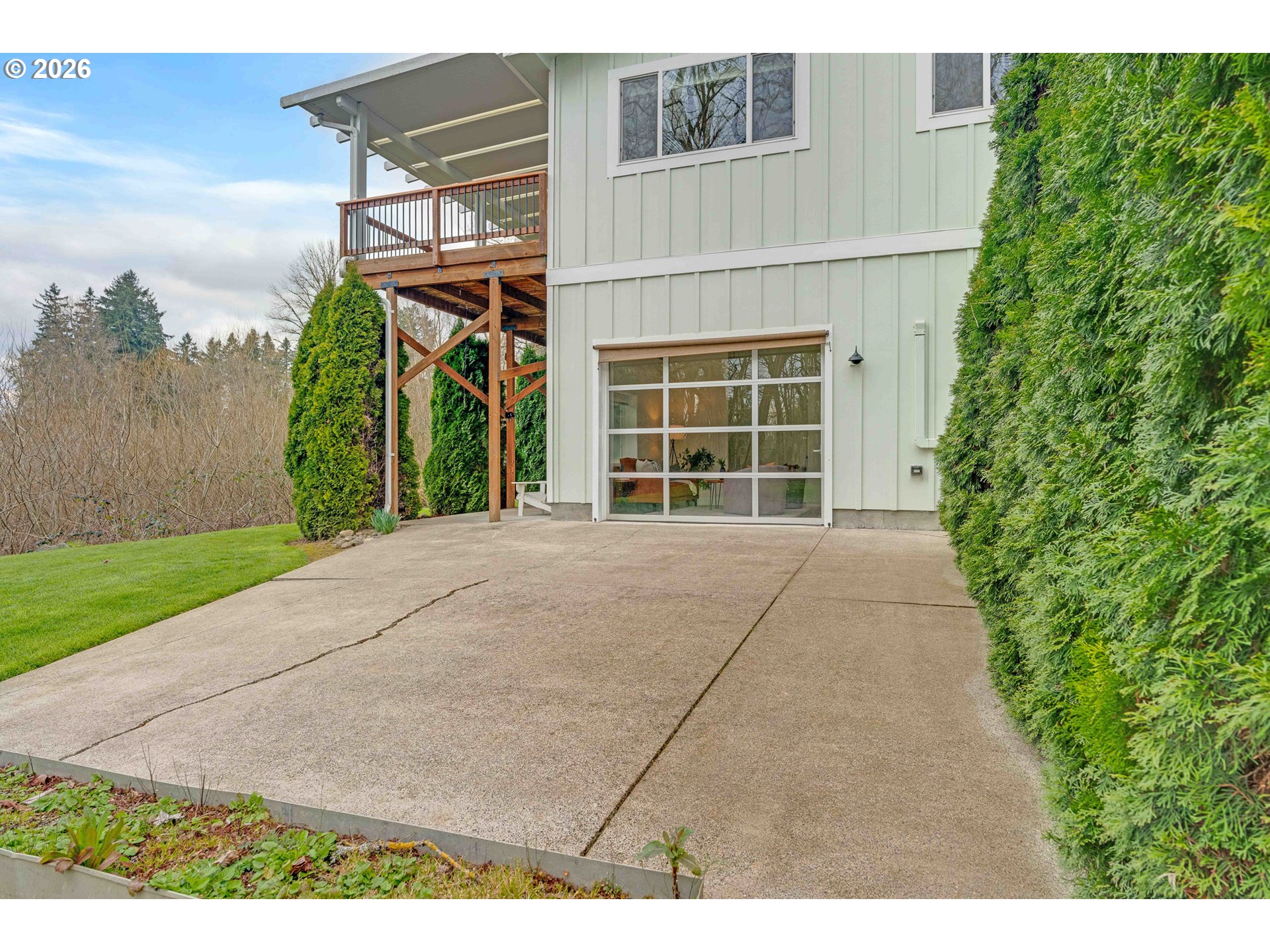 property viewer photo 36