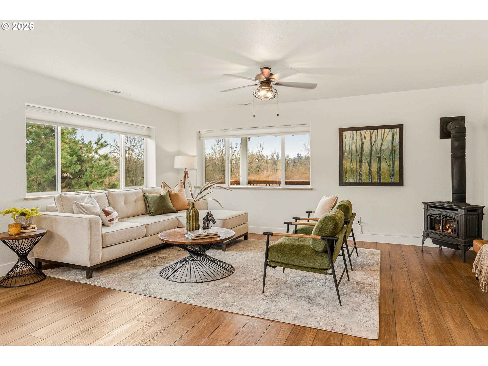 property viewer photo 5