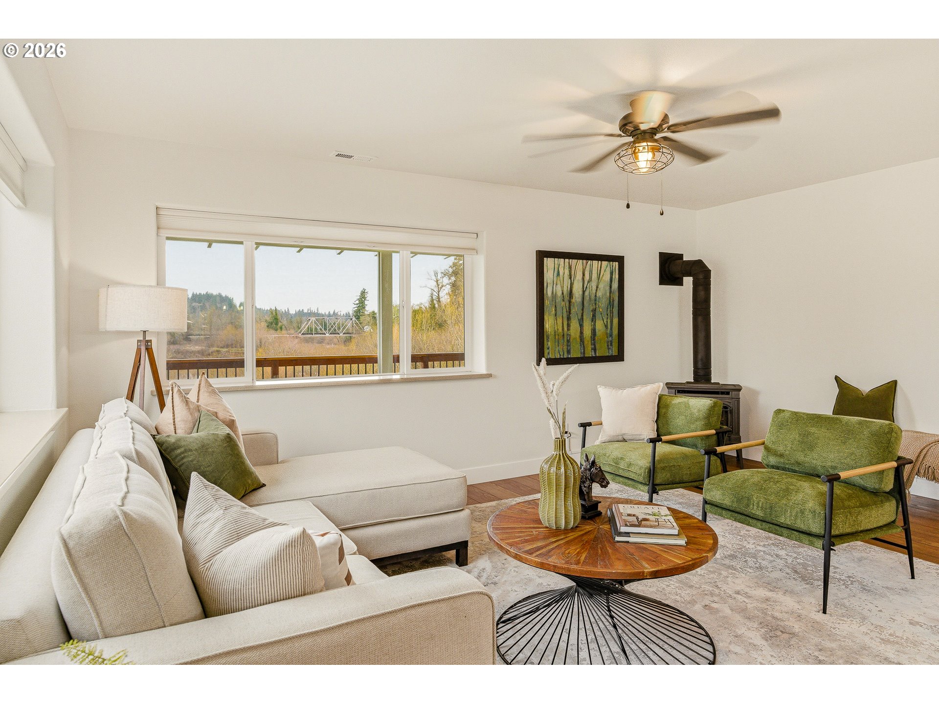 property viewer photo 6
