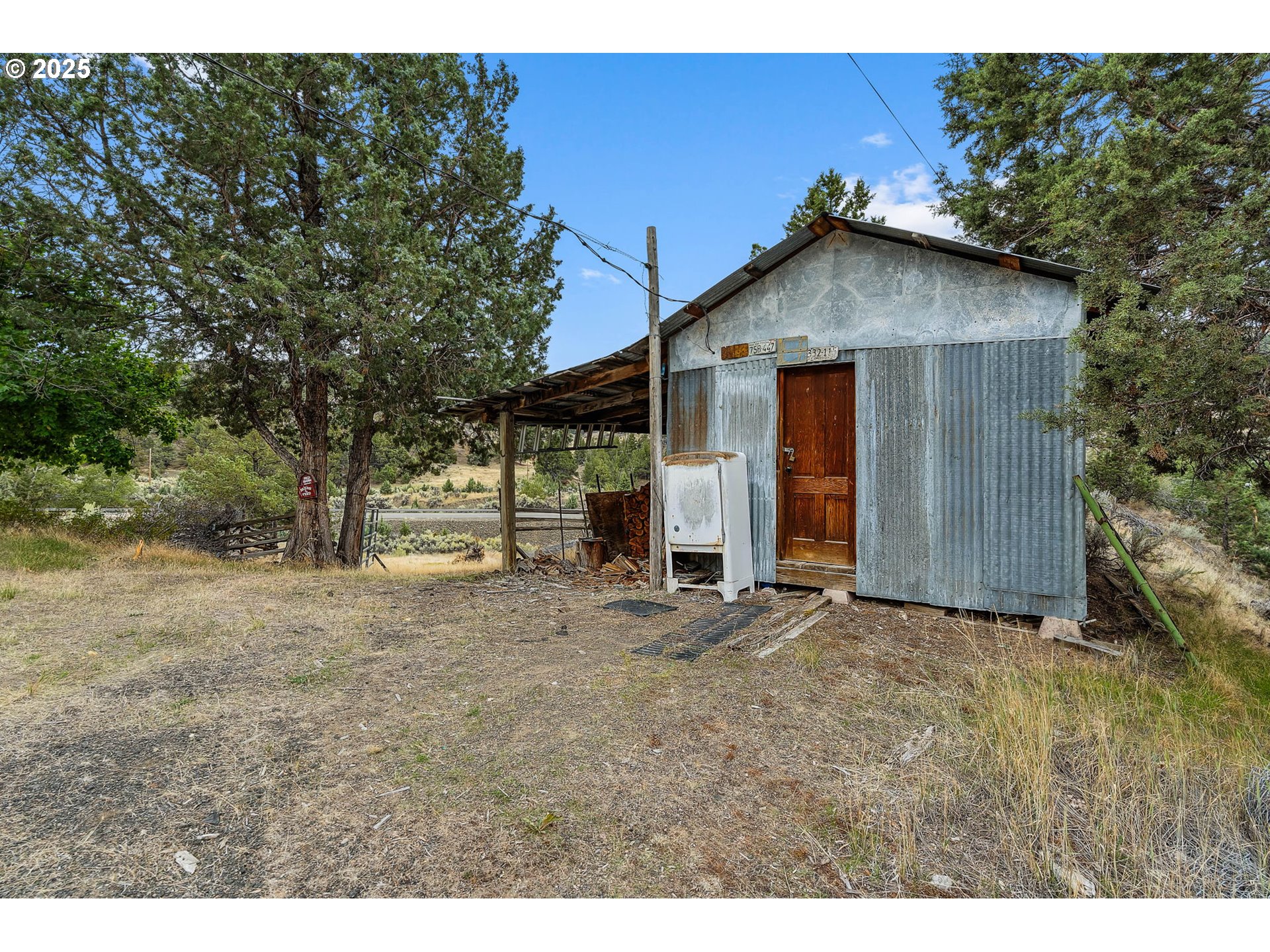 main property photo 42