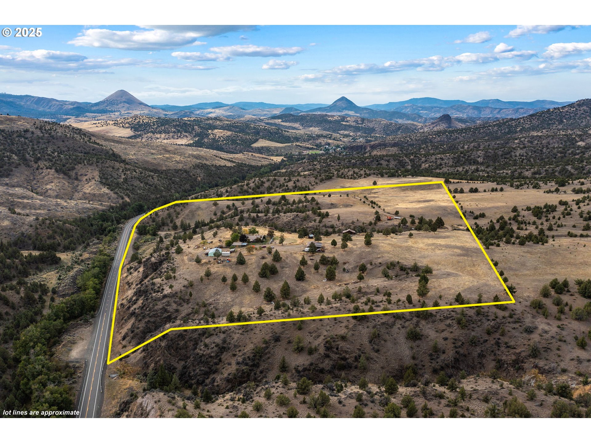 main property photo 45