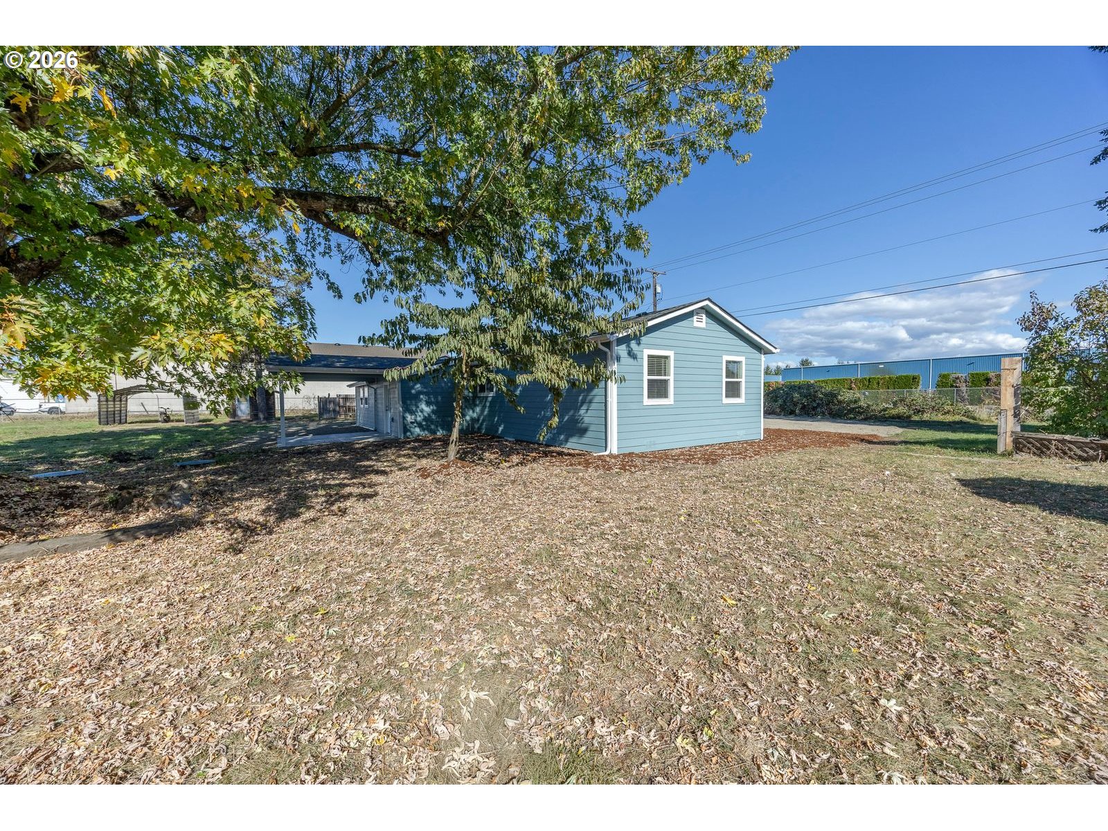main property photo 40