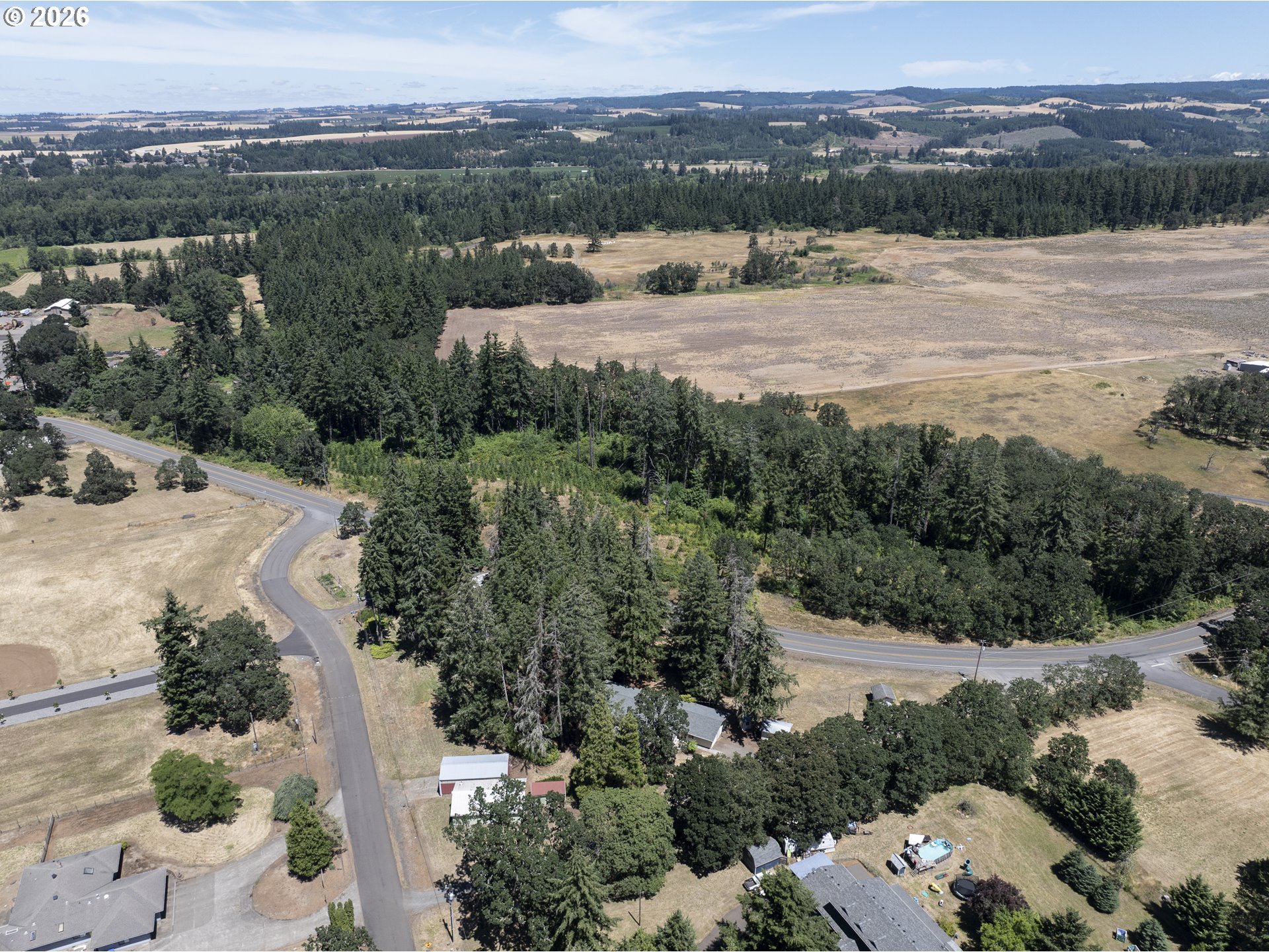 main property photo 36