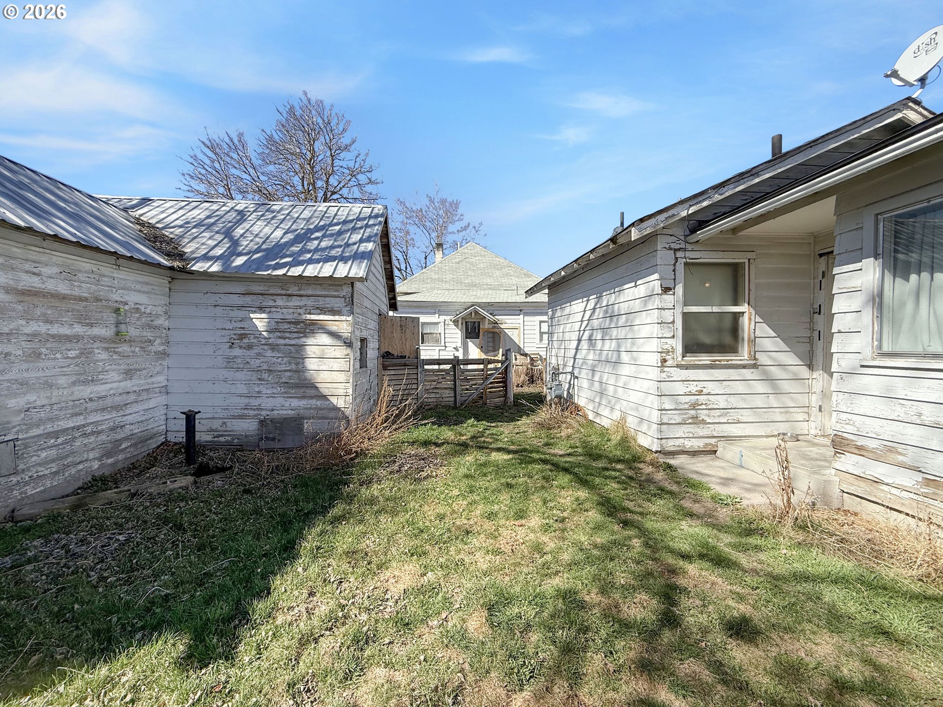 main property photo 39