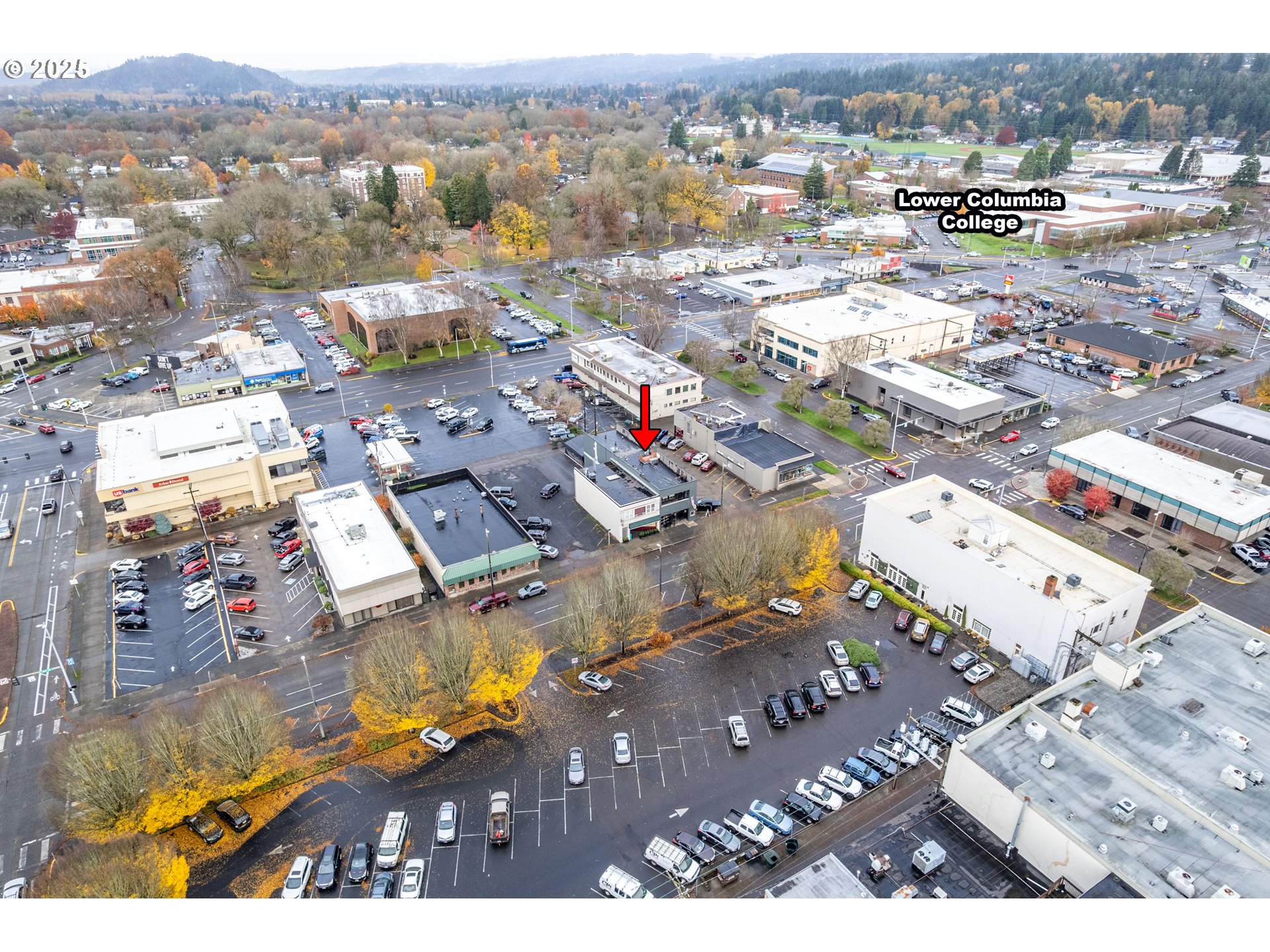 main property photo 16