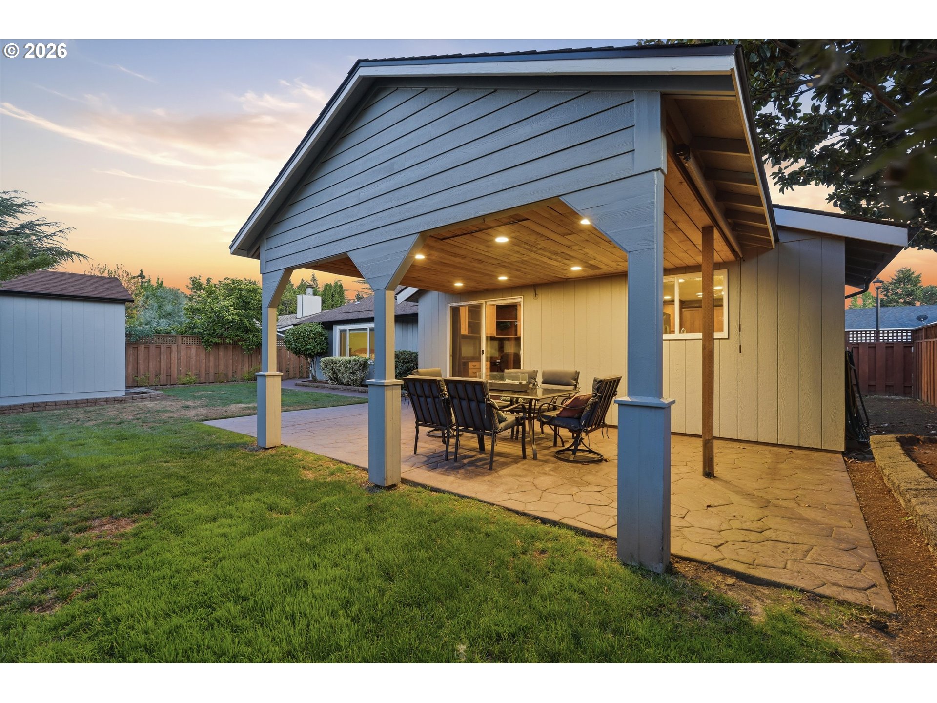 main property photo 33