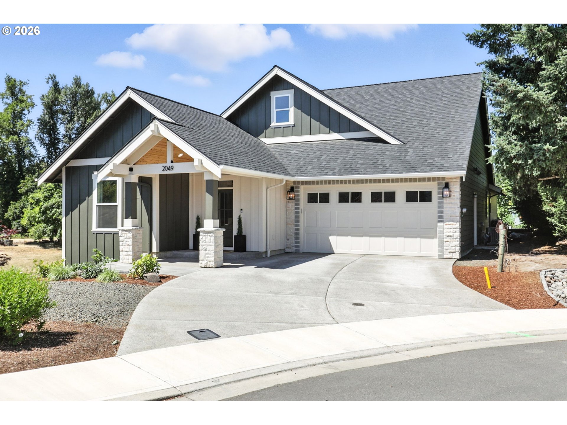 property viewer photo 1