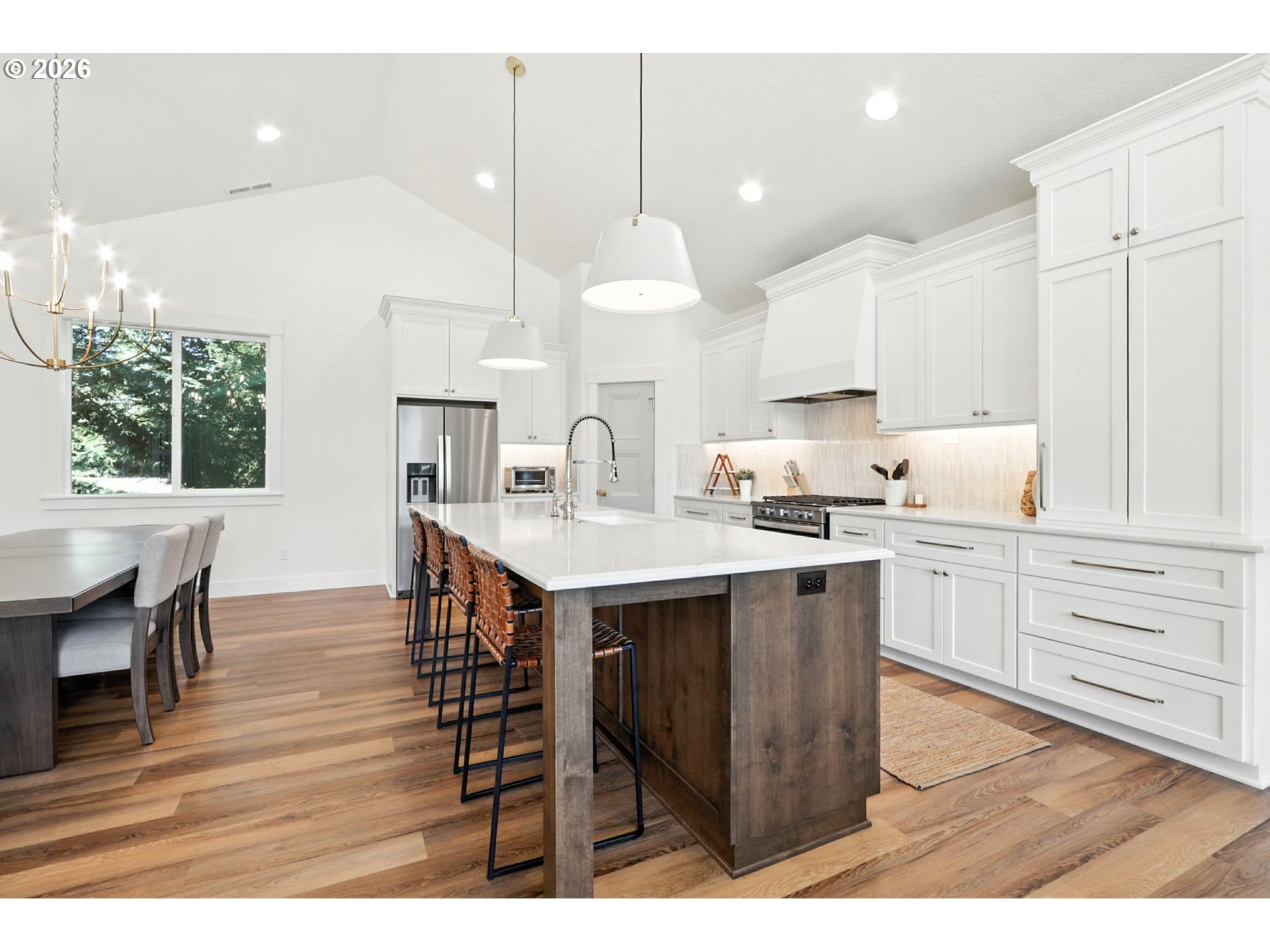 property viewer photo 12