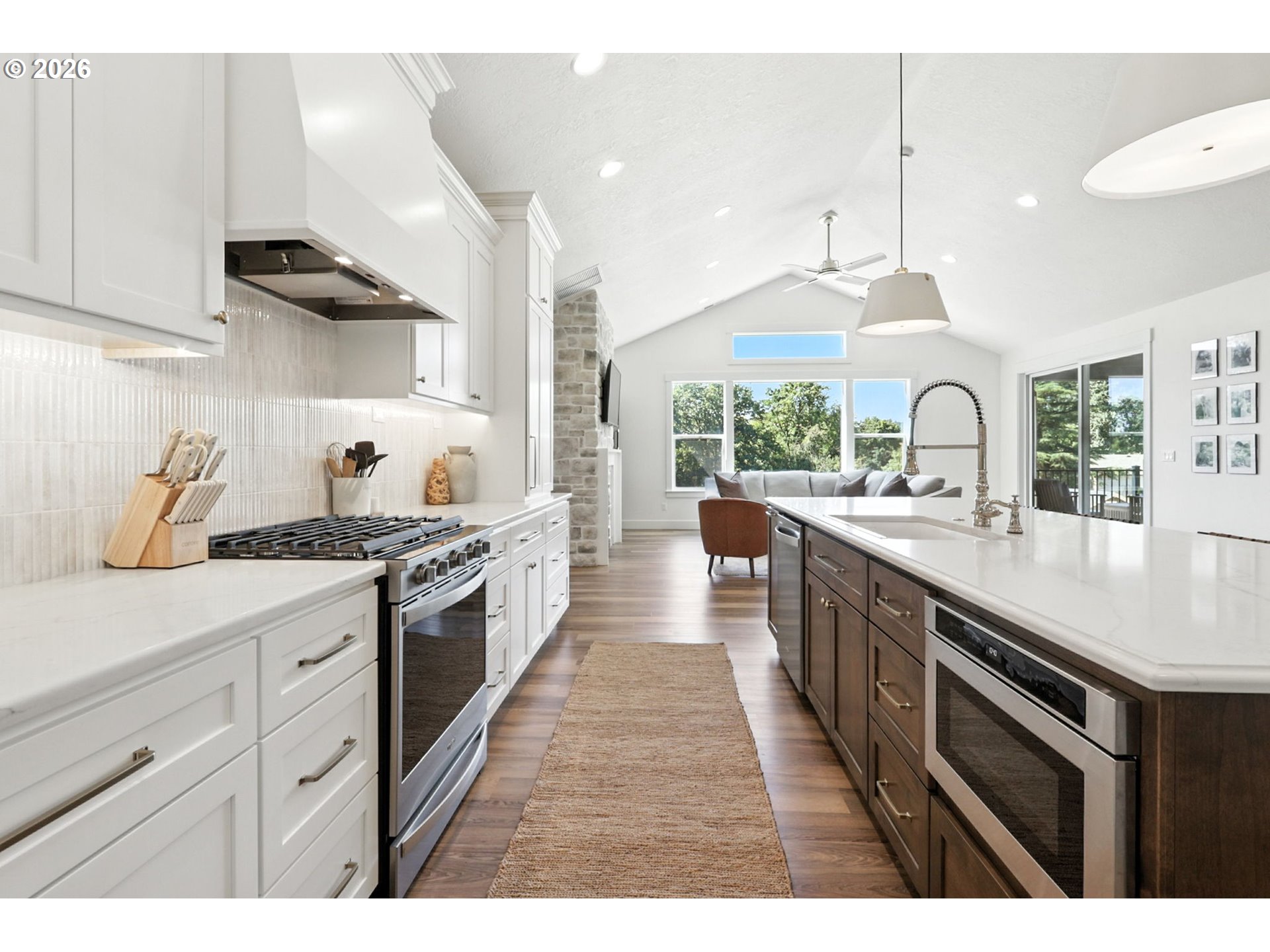 property viewer photo 14